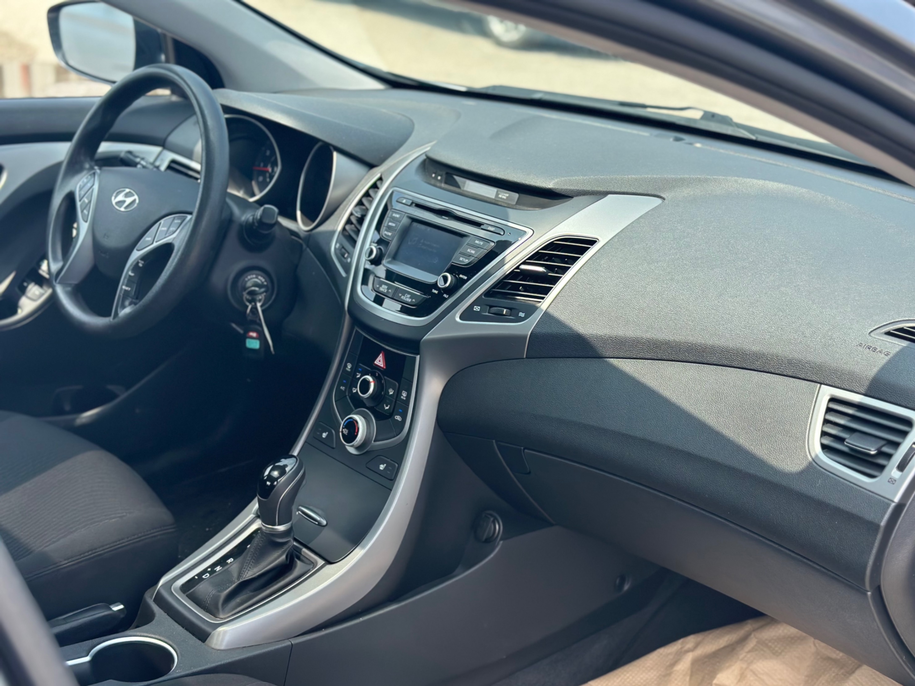 /gundhu/2016-Hyundai-Elantra-029027231432282363.jpg
