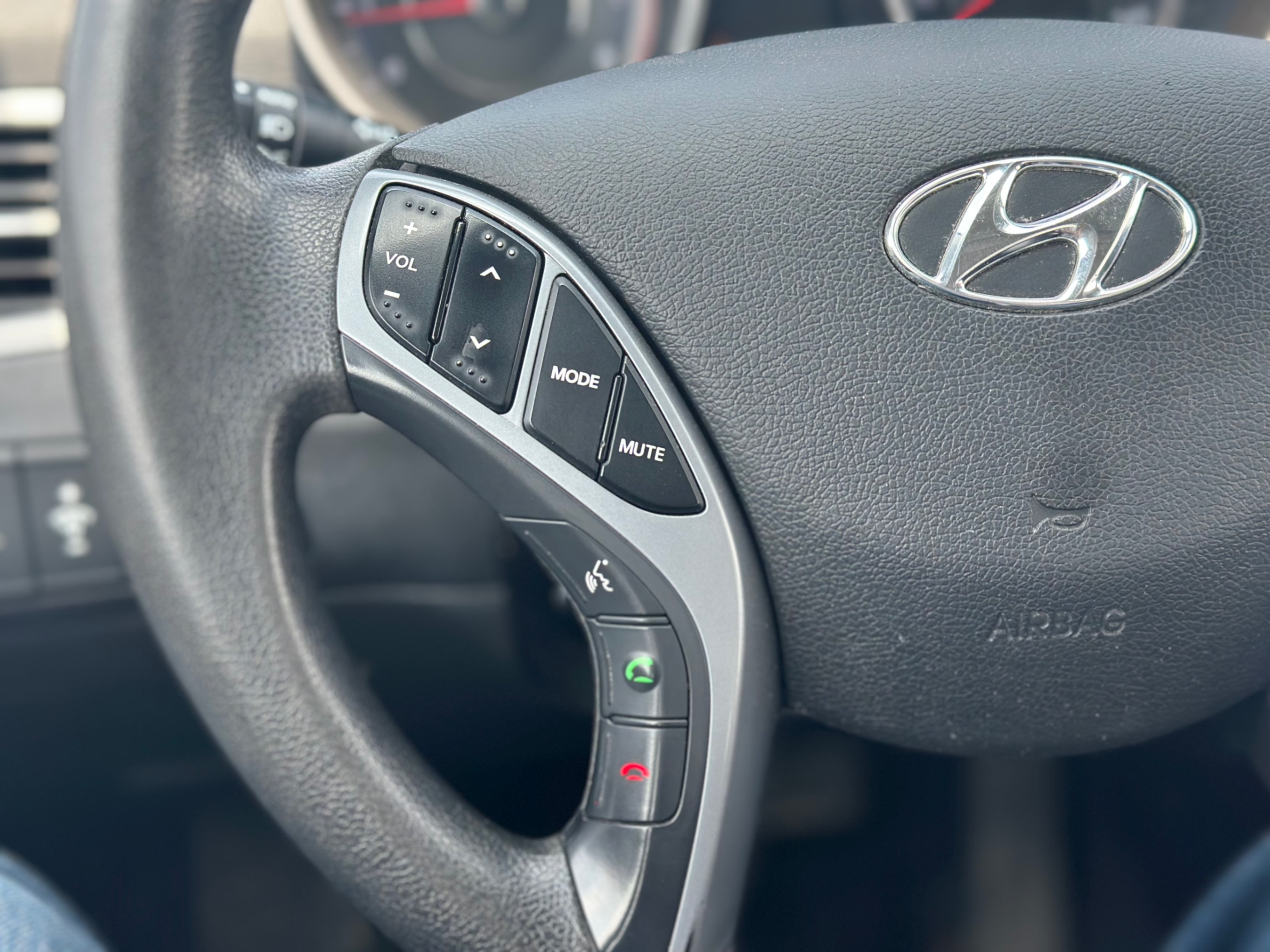 /gundhu/2016-Hyundai-Elantra-3276367634603419.jpg