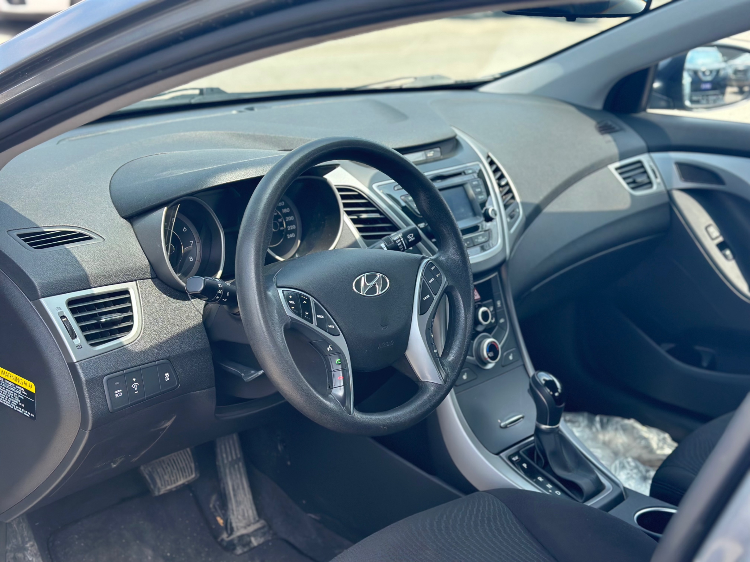 /gundhu/2016-Hyundai-Elantra-374768797103473.jpg