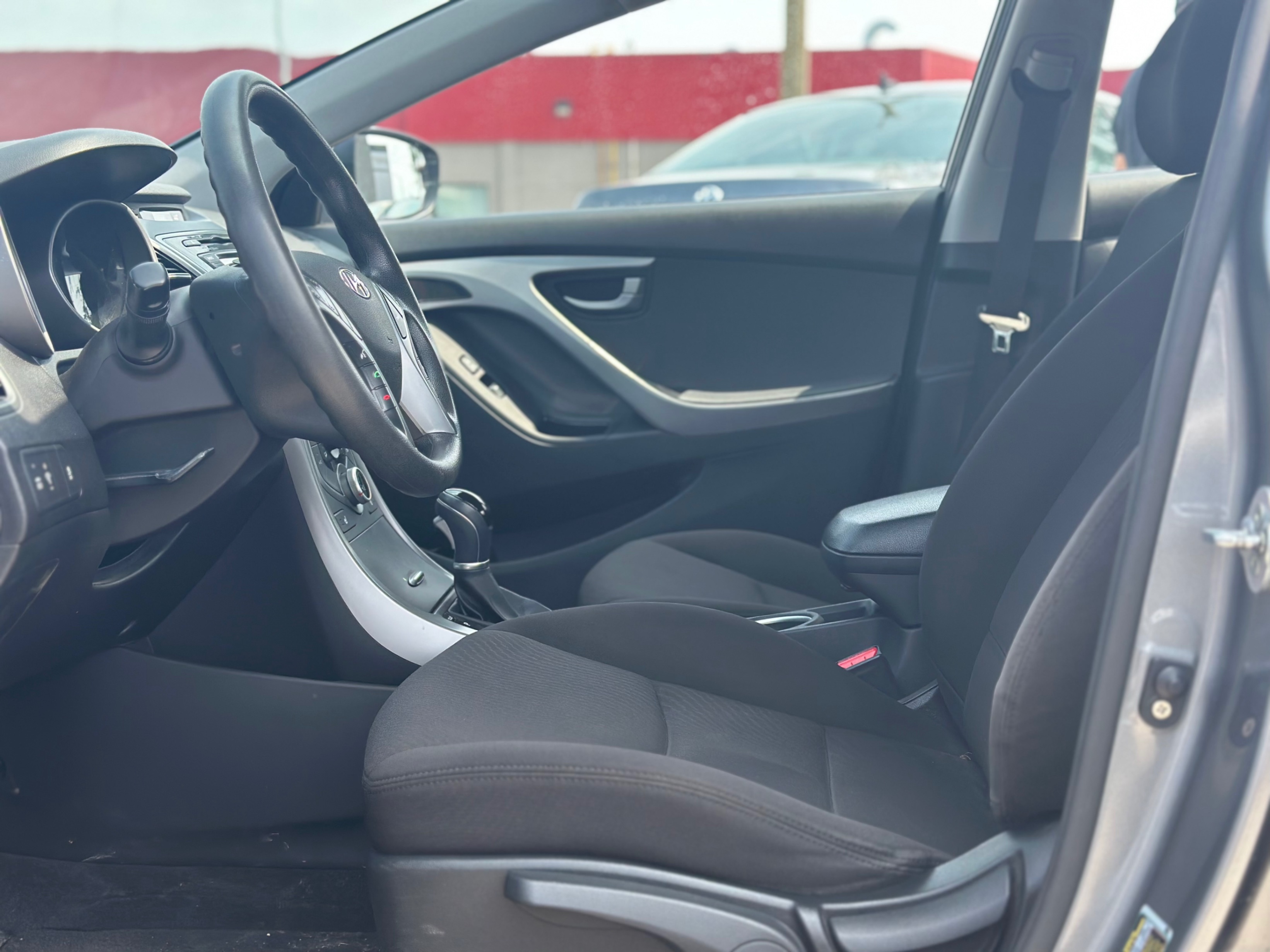 /gundhu/2016-Hyundai-Elantra-7377207711952949.jpg