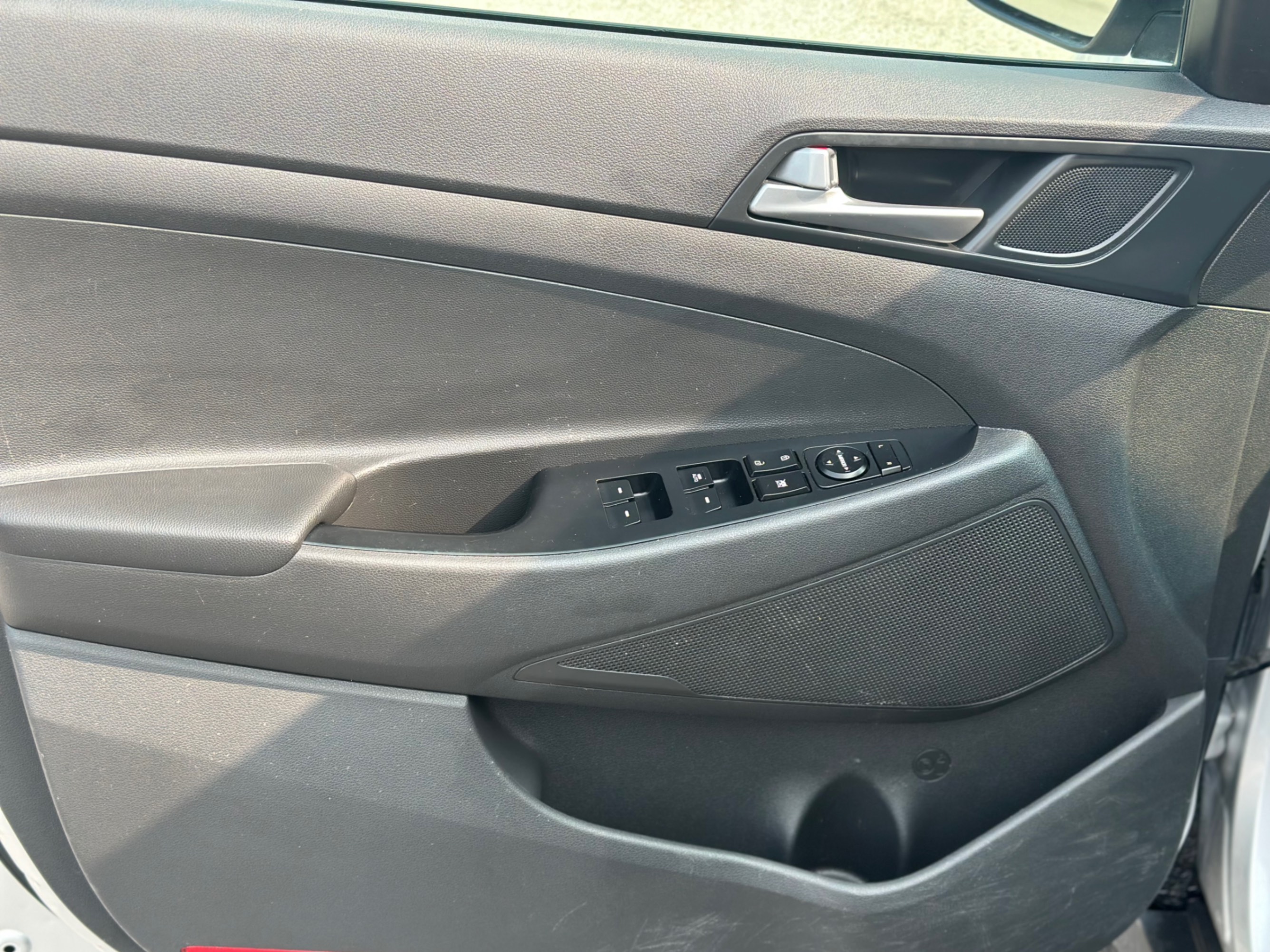 /gundhu/2016-Hyundai-Tucson-9299792873372872.jpg
