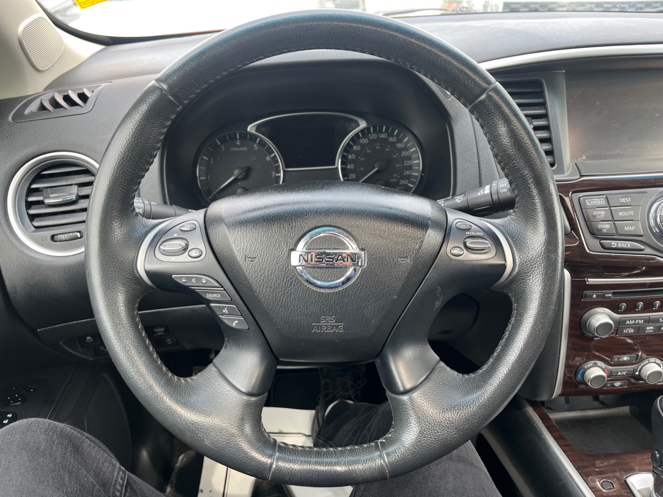 /gundhu/2016-Nissan-Pathfinder-15718102782978272.jpg
