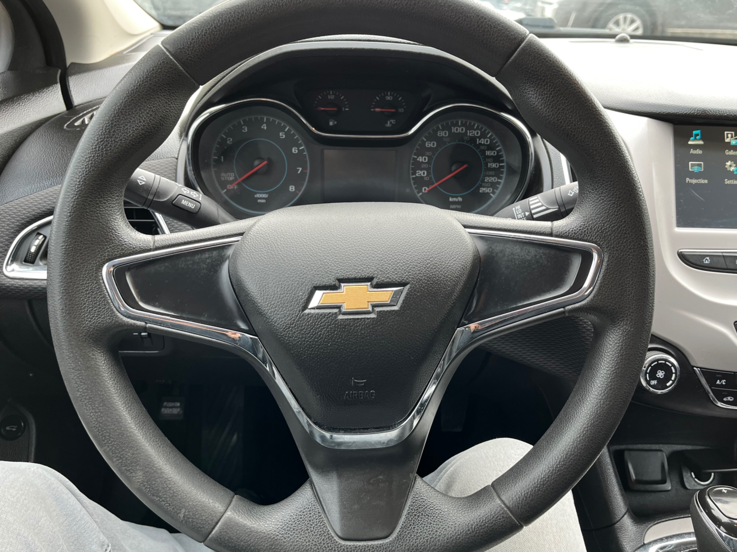 /gundhu/2017-Chevrolet-Cruze-6825927832919676.jpg