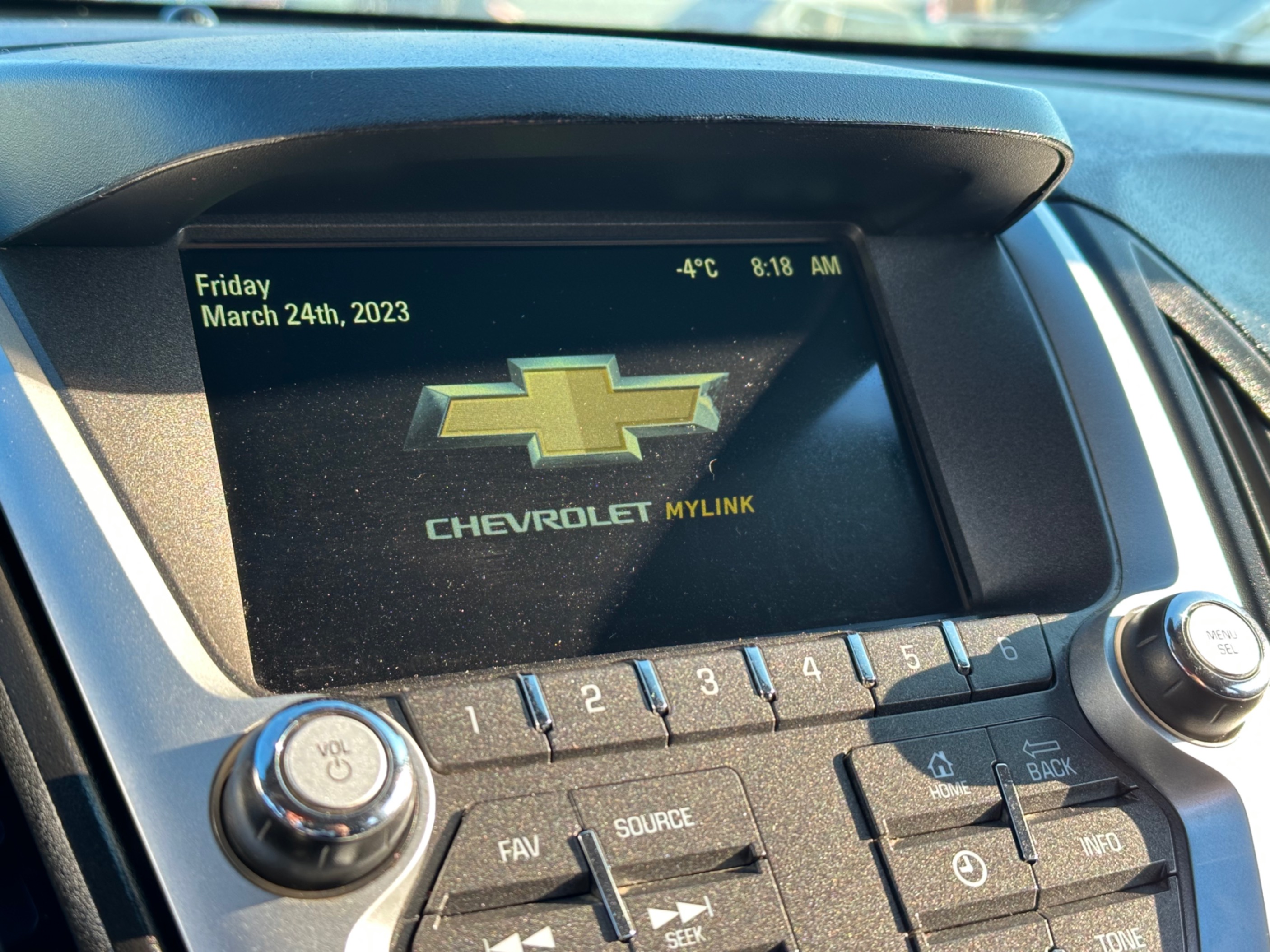 /gundhu/2017-Chevrolet-Equinox-6422342192419912.jpg