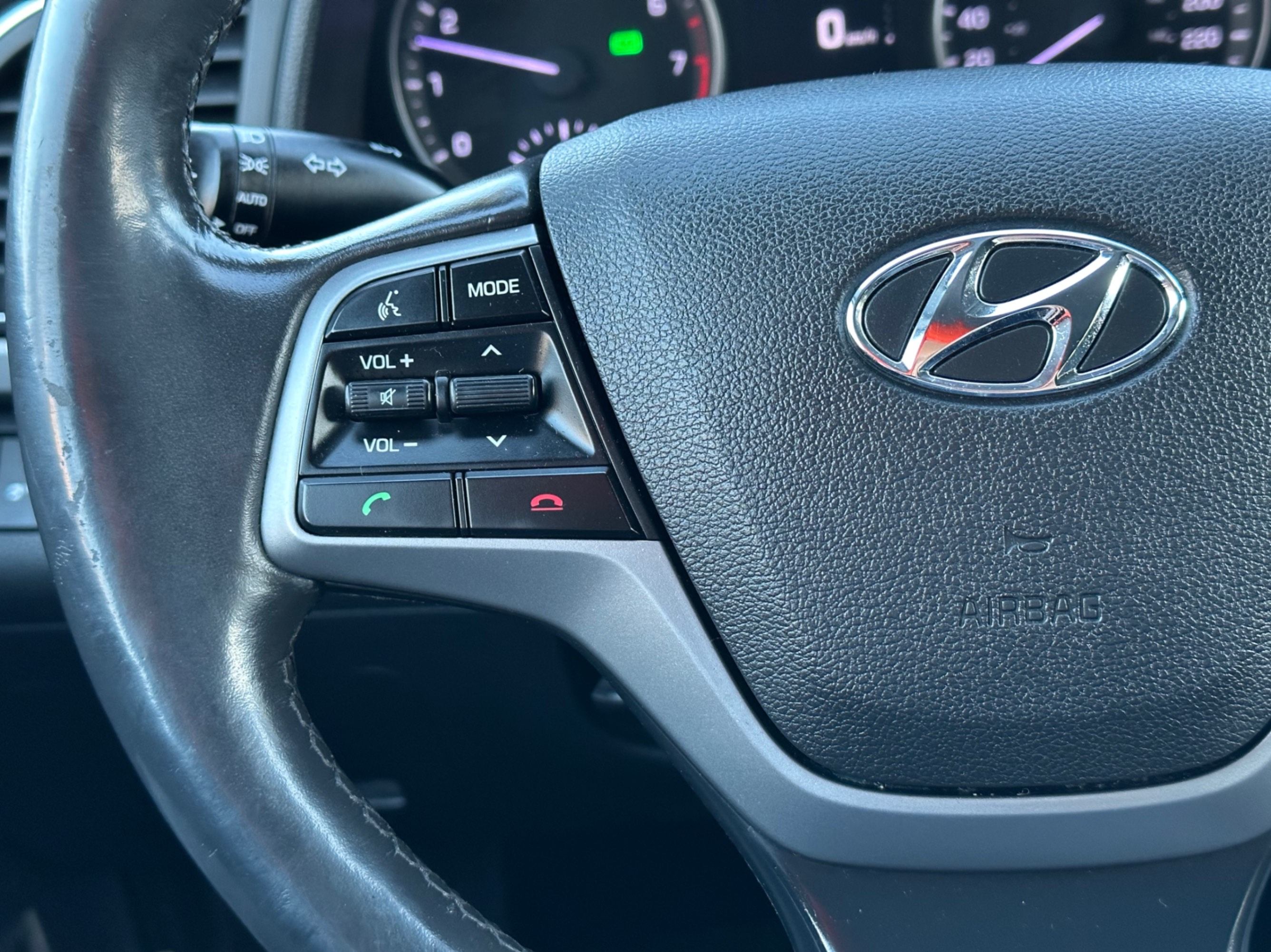/gundhu/2017-Hyundai-Elantra-21222368611243758.jpg