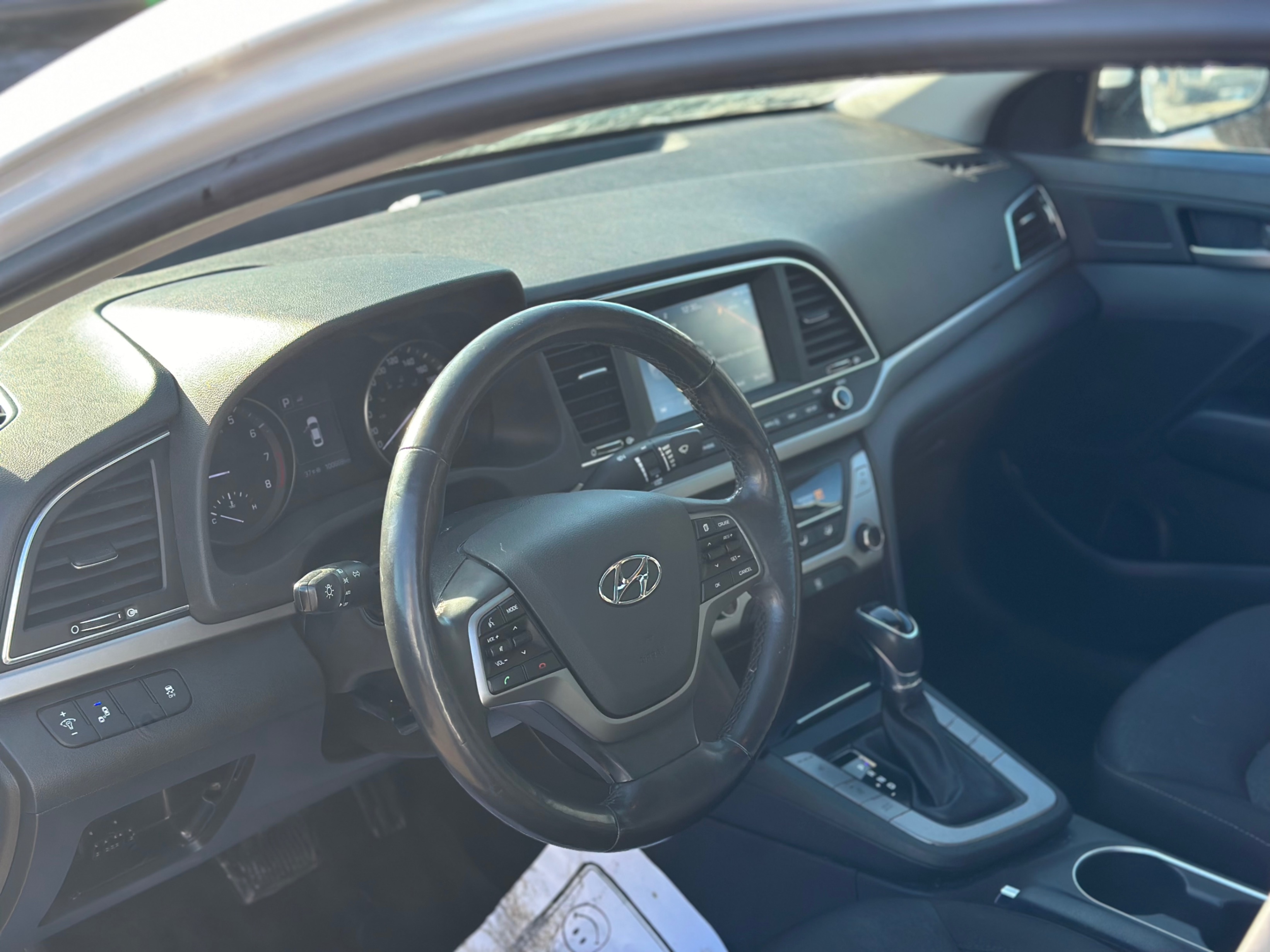 /gundhu/2017-Hyundai-Elantra-32542659936102614.jpg