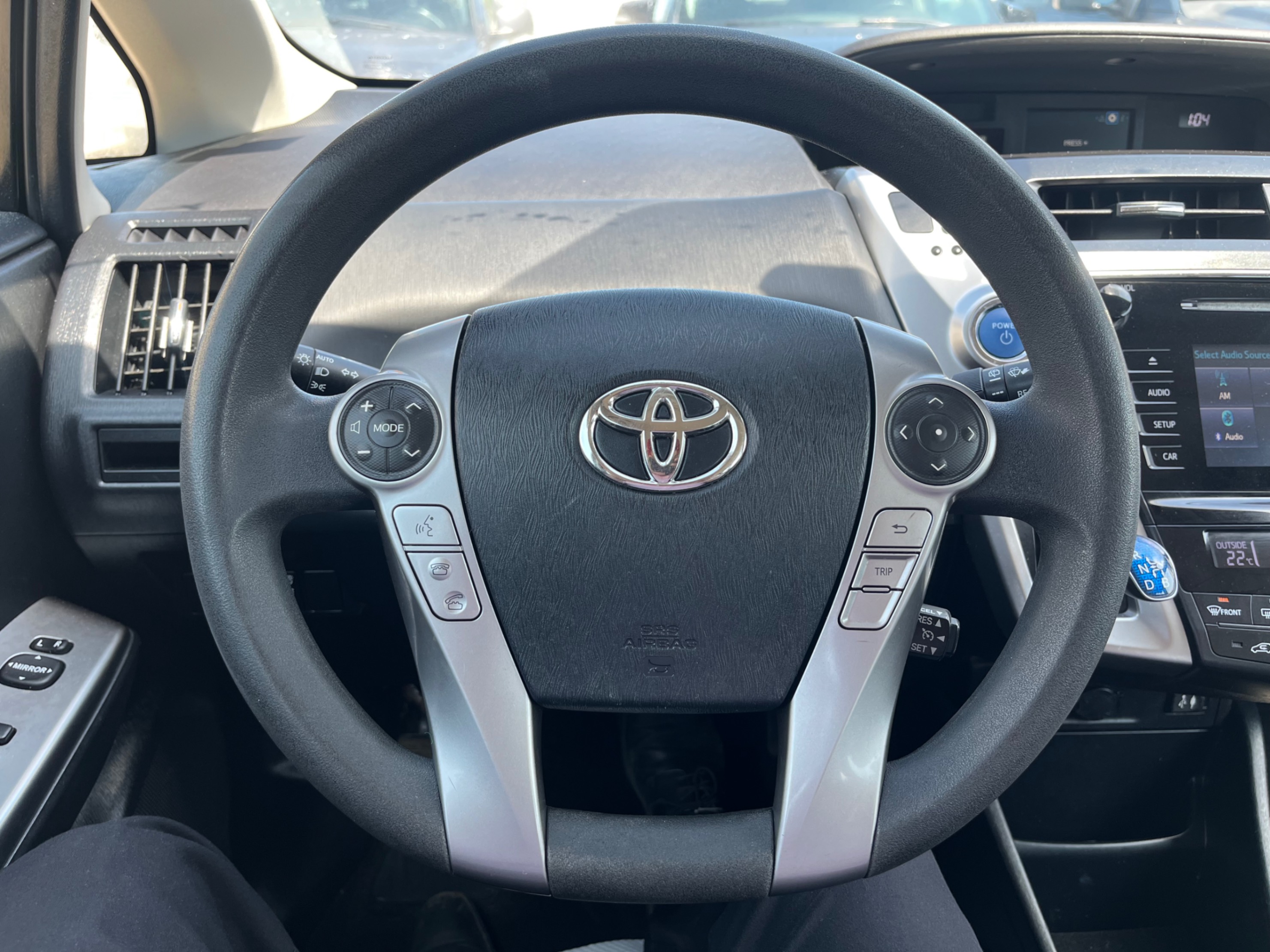 /gundhu/2017-Toyota-Priusv-02572583863517841.jpg
