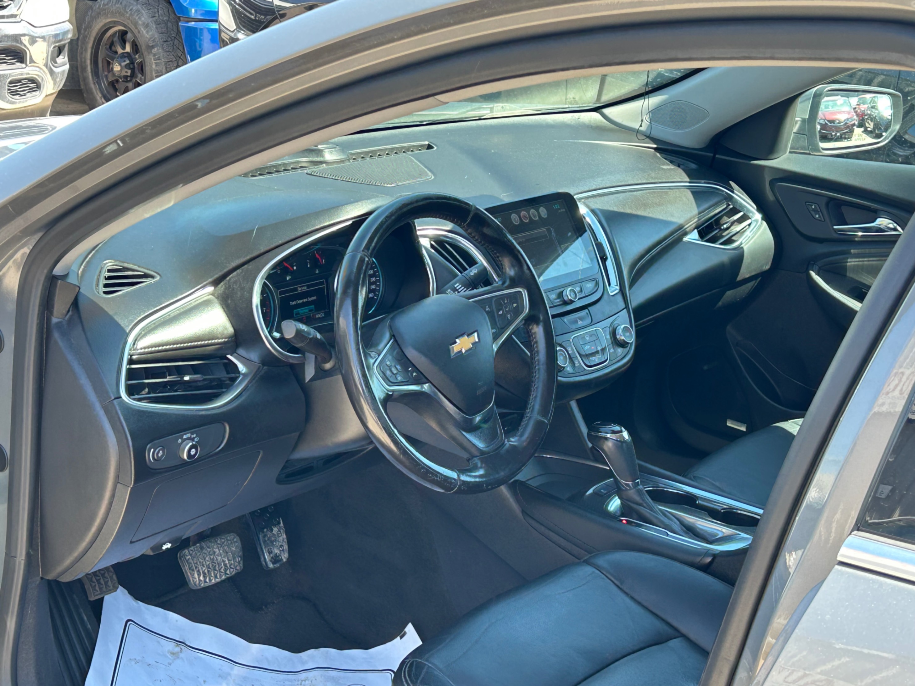 /gundhu/2018-Chevrolet-Malibu-3912589102437165.jpg