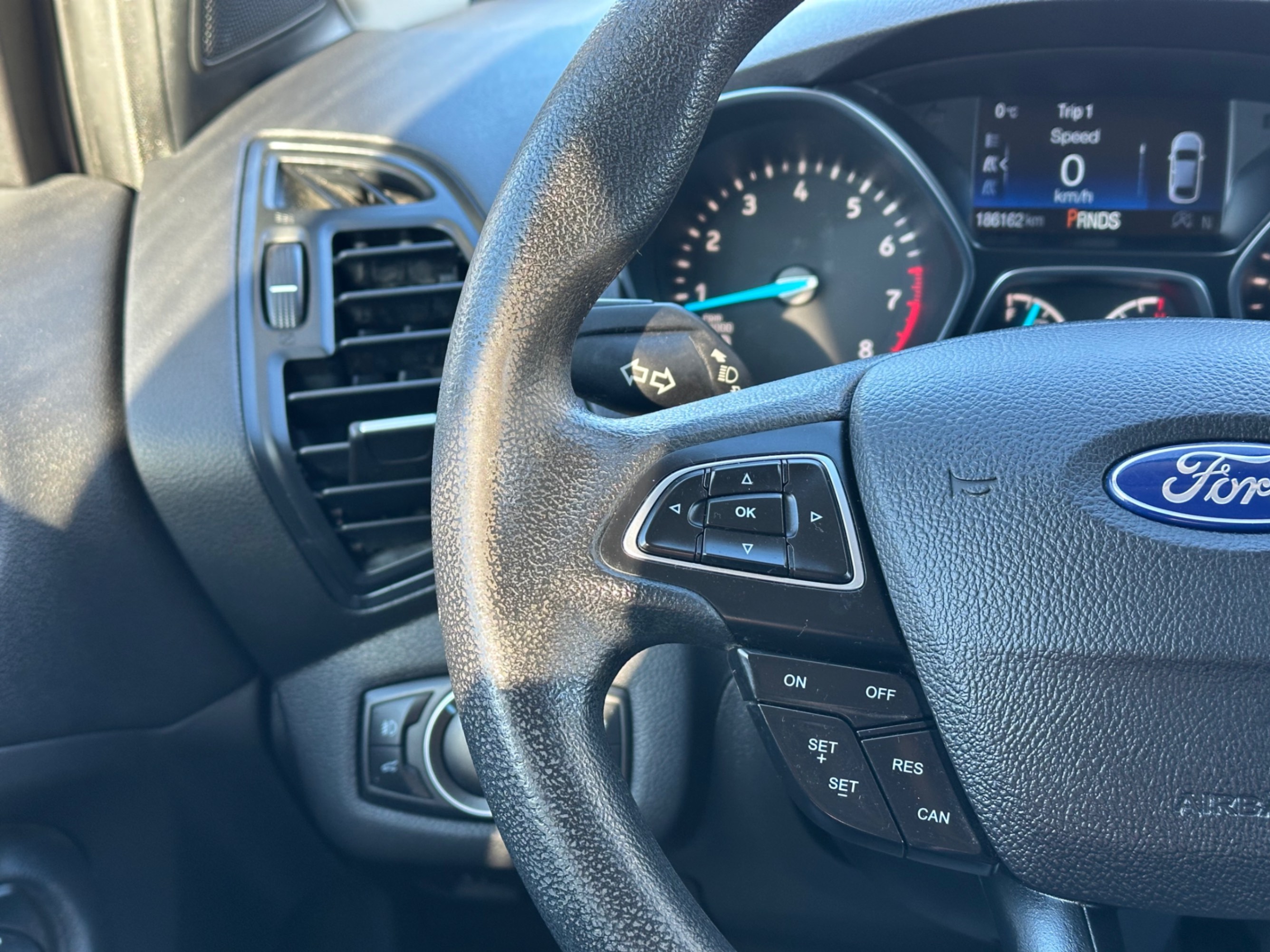 /gundhu/2018-Ford-Escape-051665142266505315.jpg