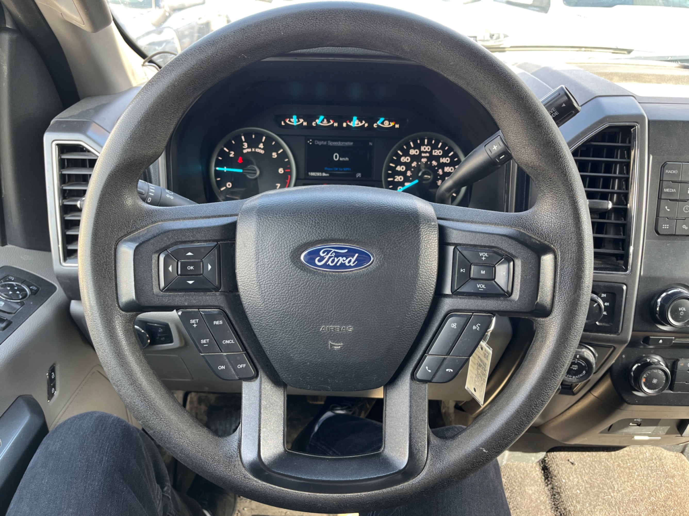 /gundhu/2018-Ford-F-150-7891372235511882.jpg