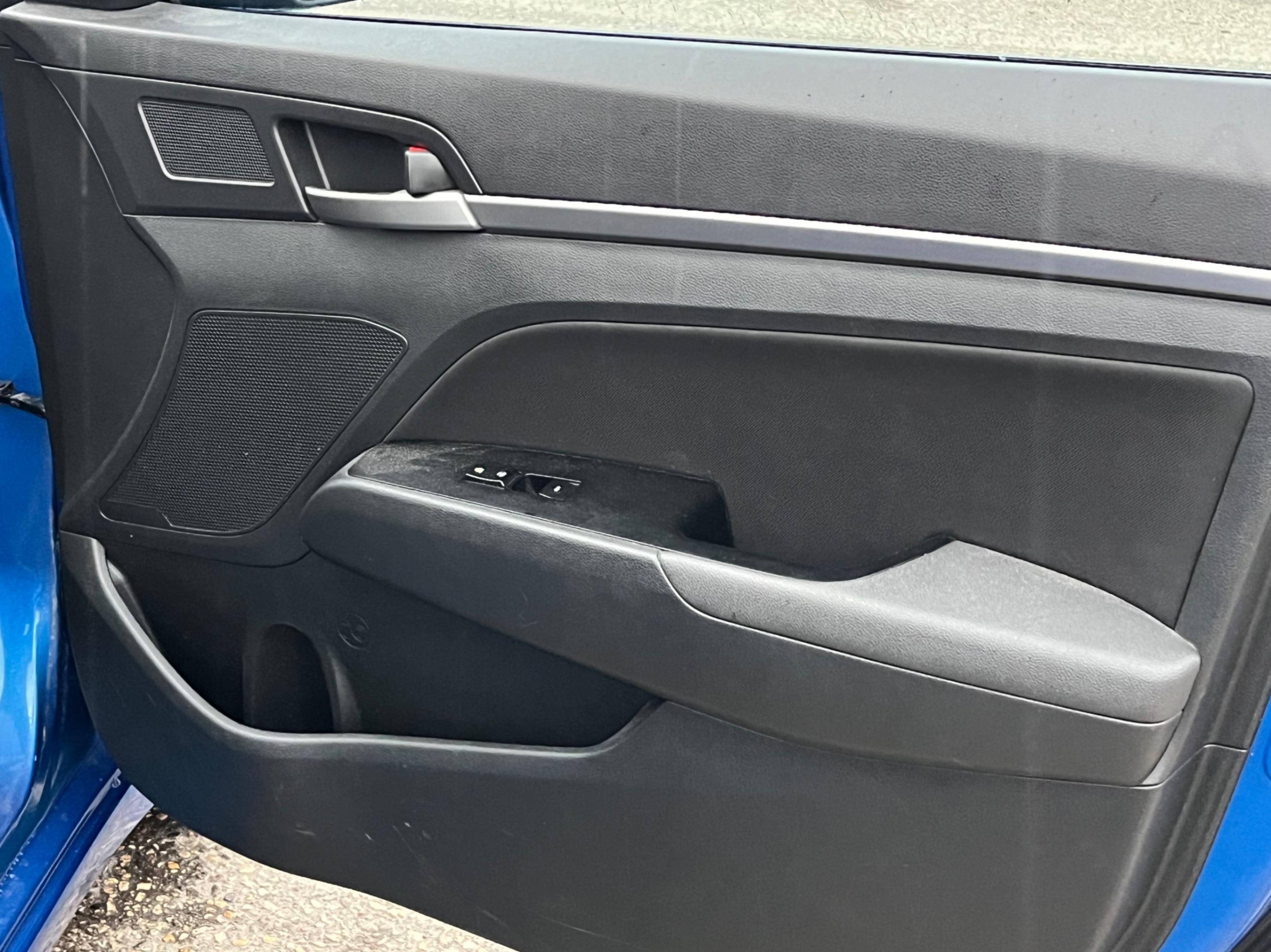 /gundhu/2018-Hyundai-Elantra-21074864093924295.jpg