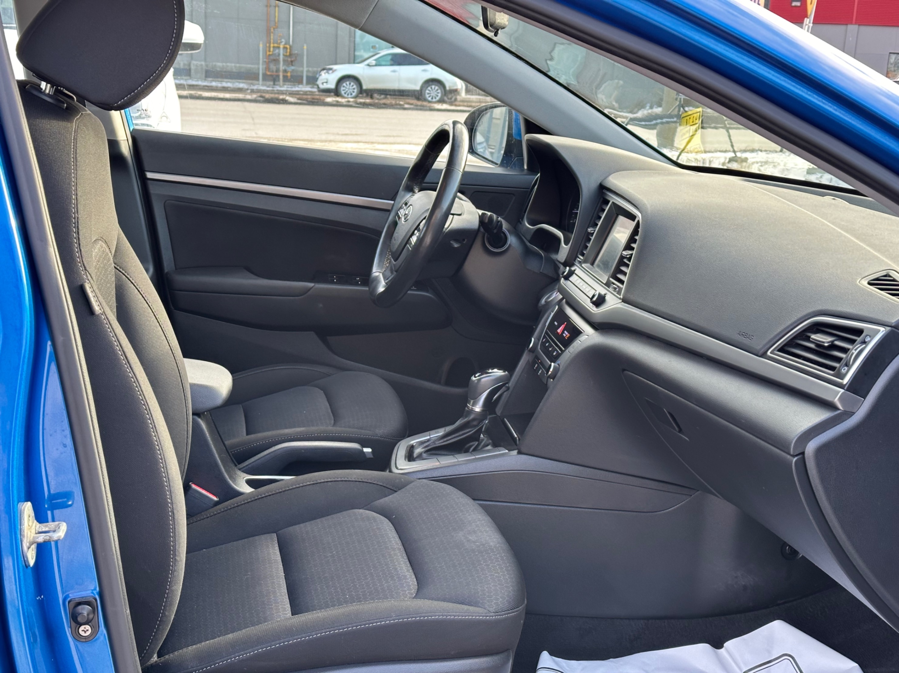 /gundhu/2018-Hyundai-Elantra-6482421773401312.jpg