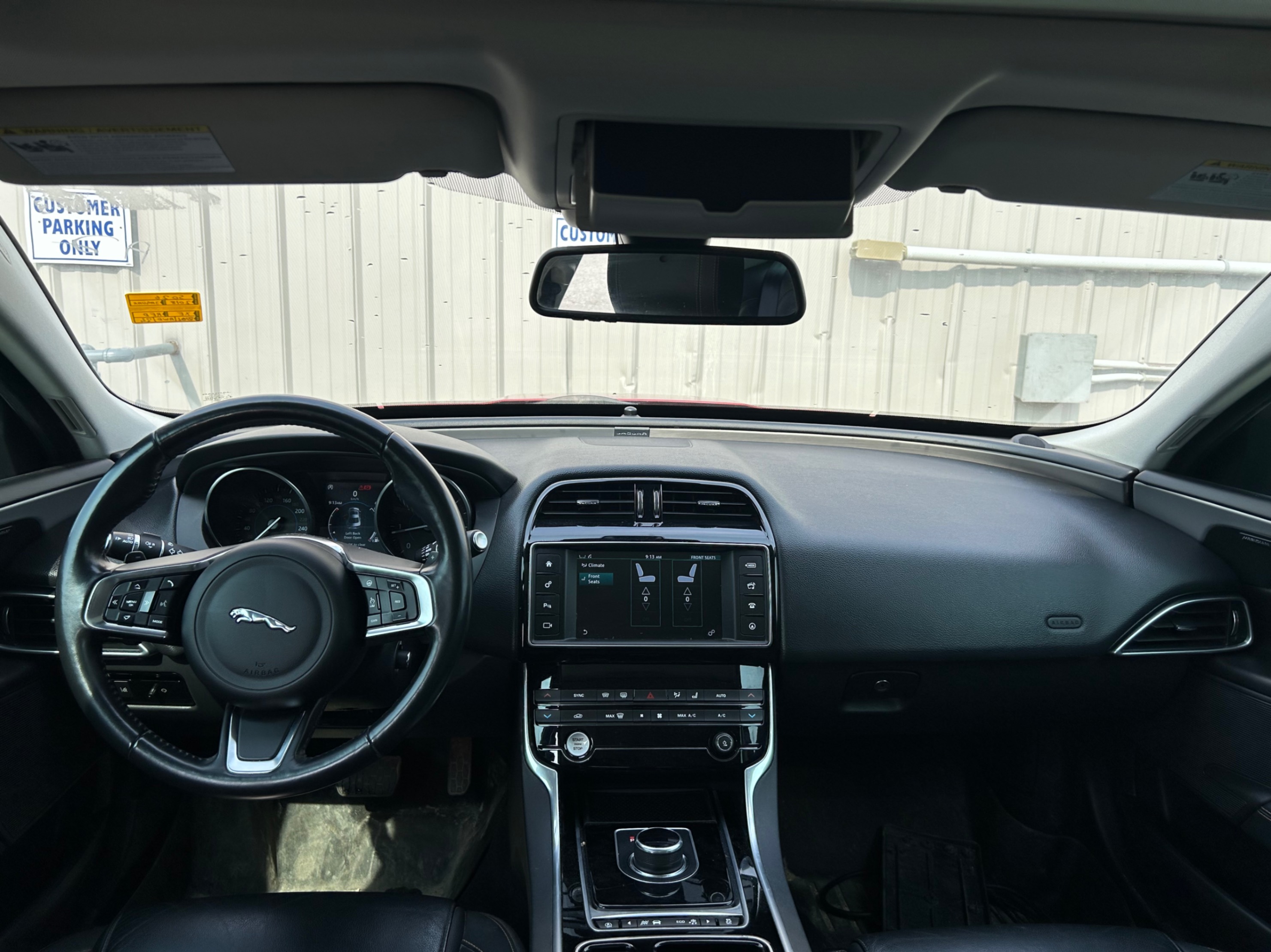 /gundhu/2018-Jaguar-XE-9317038830579663.jpg