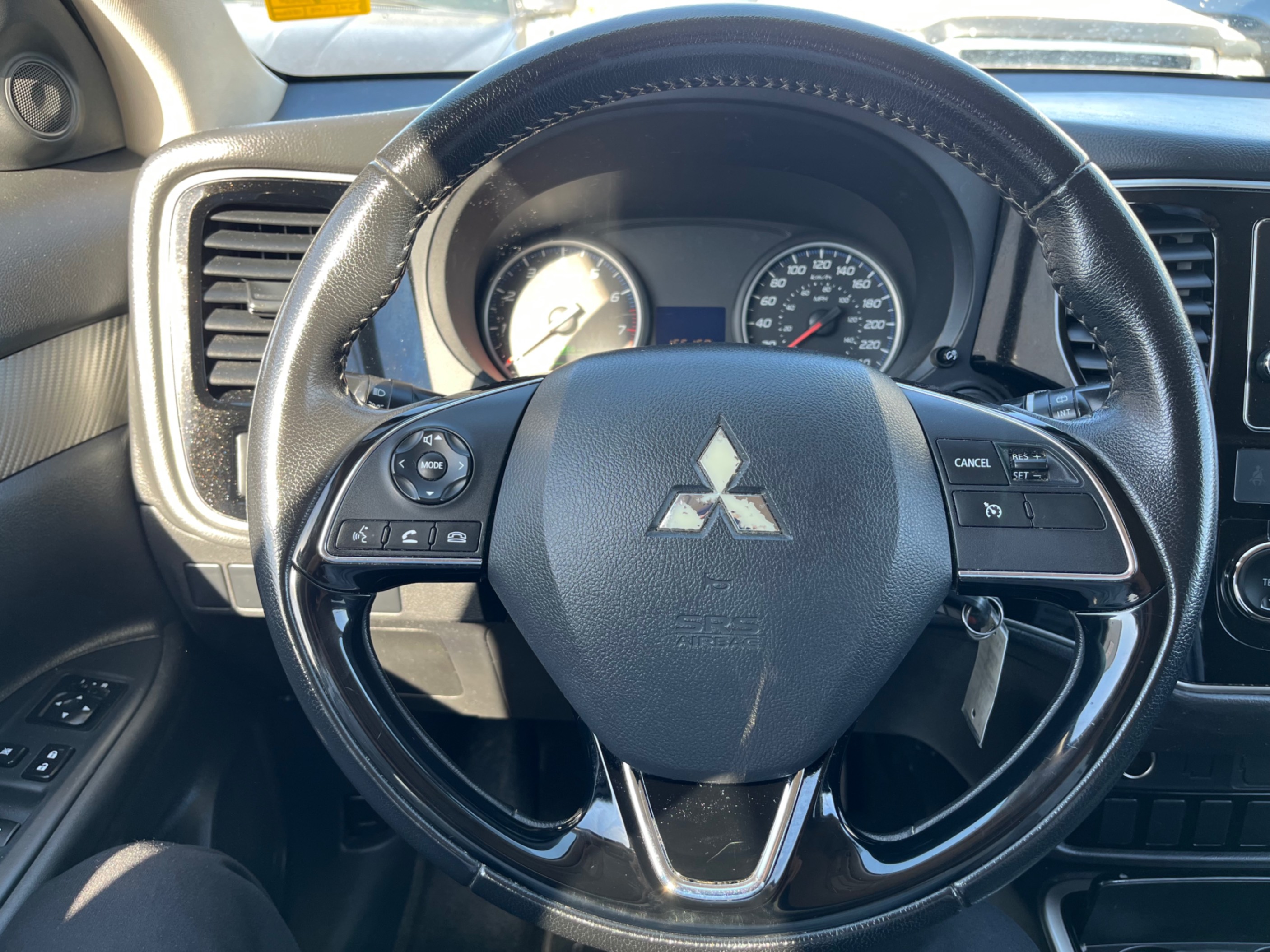 /gundhu/2018-Mitsubishi-Outlander-4888011119510729.jpg