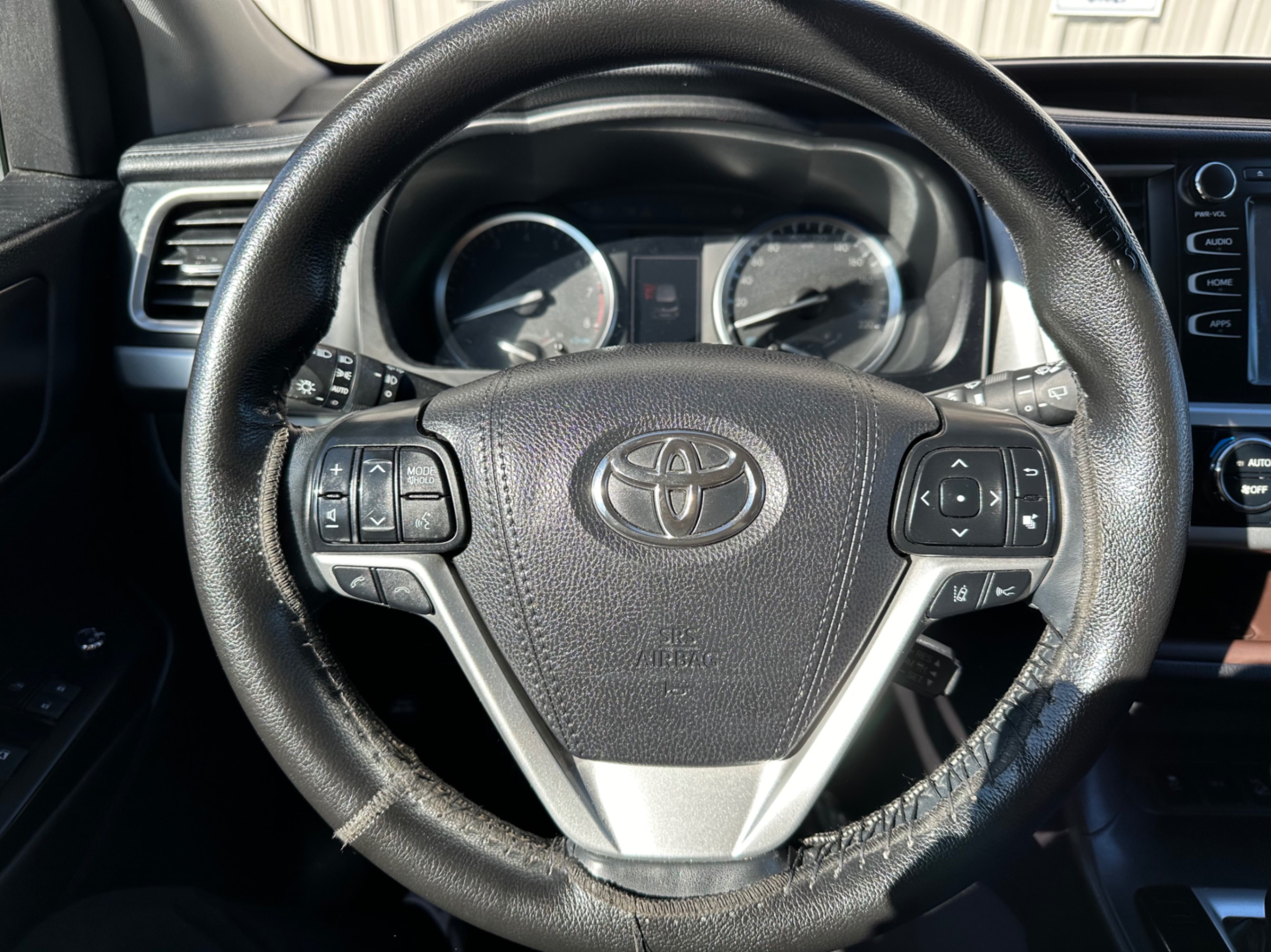 /gundhu/2018-Toyota-Highlander-5979255246668194.jpg