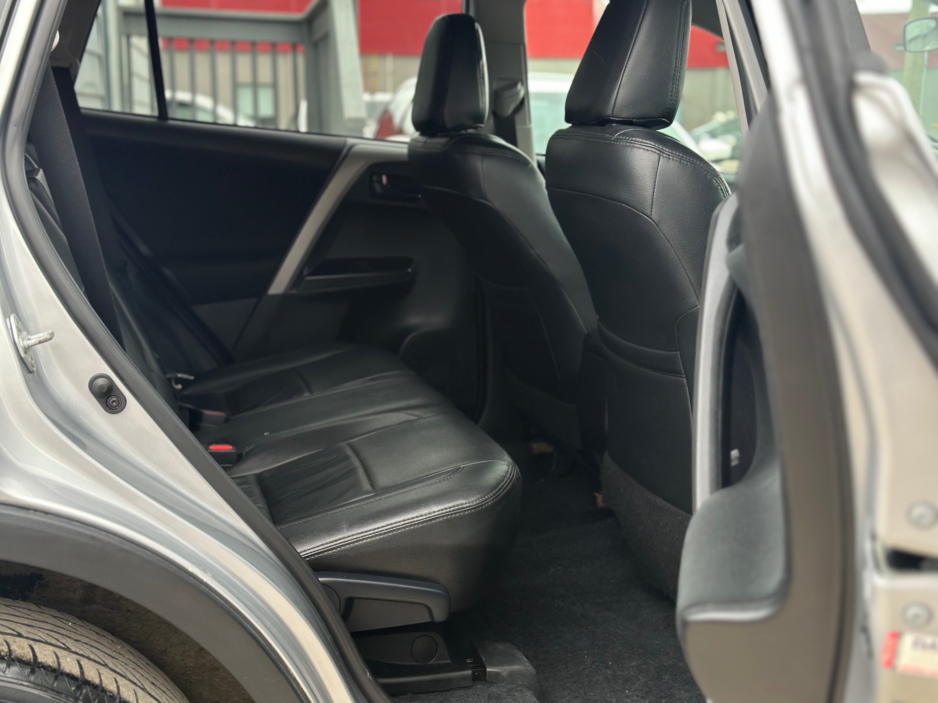 /gundhu/2018-Toyota-RAV4-6493969200321685.jpg