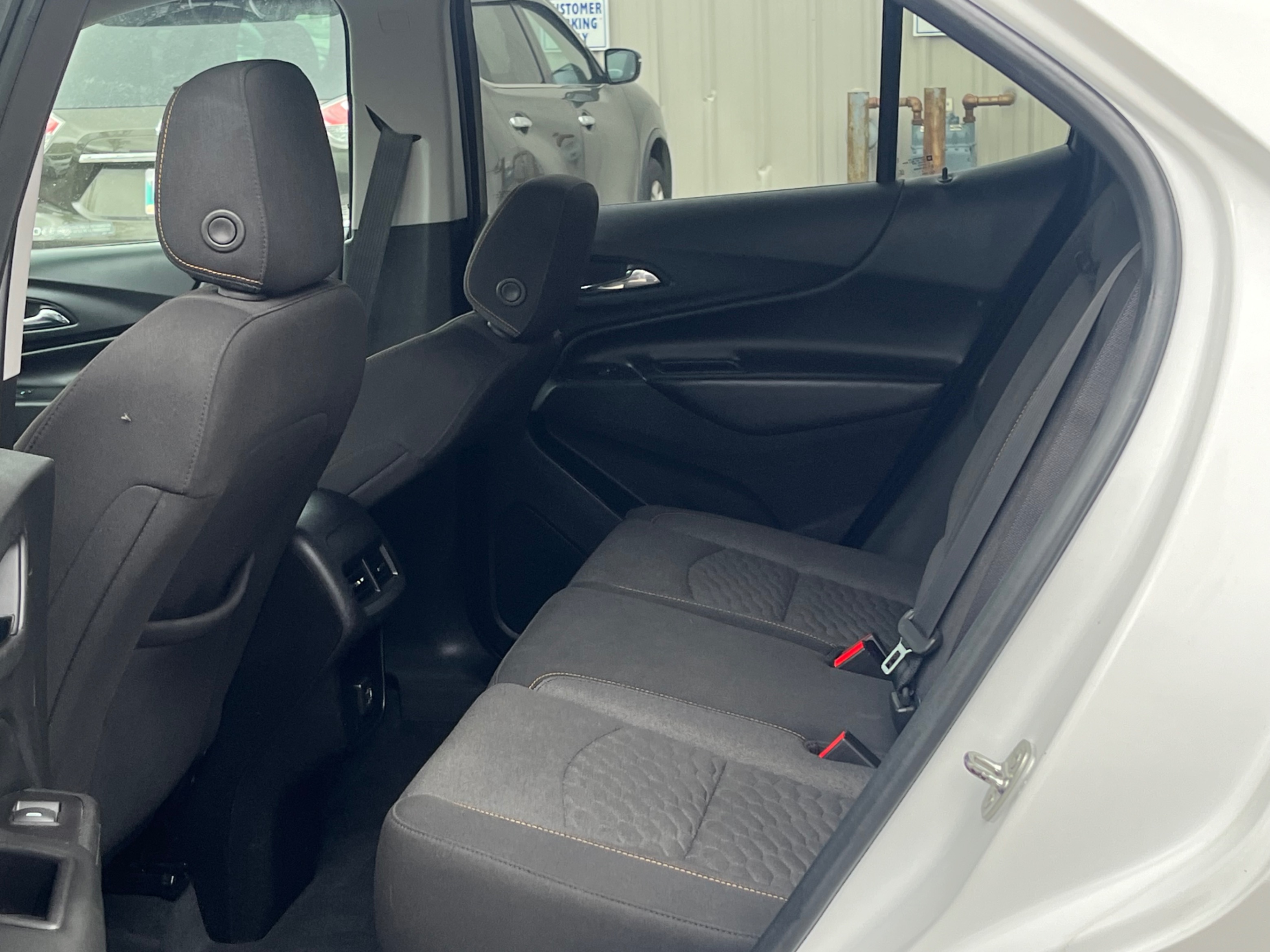 /gundhu/2019-Chevrolet-Equinox-901618190192403.jpg