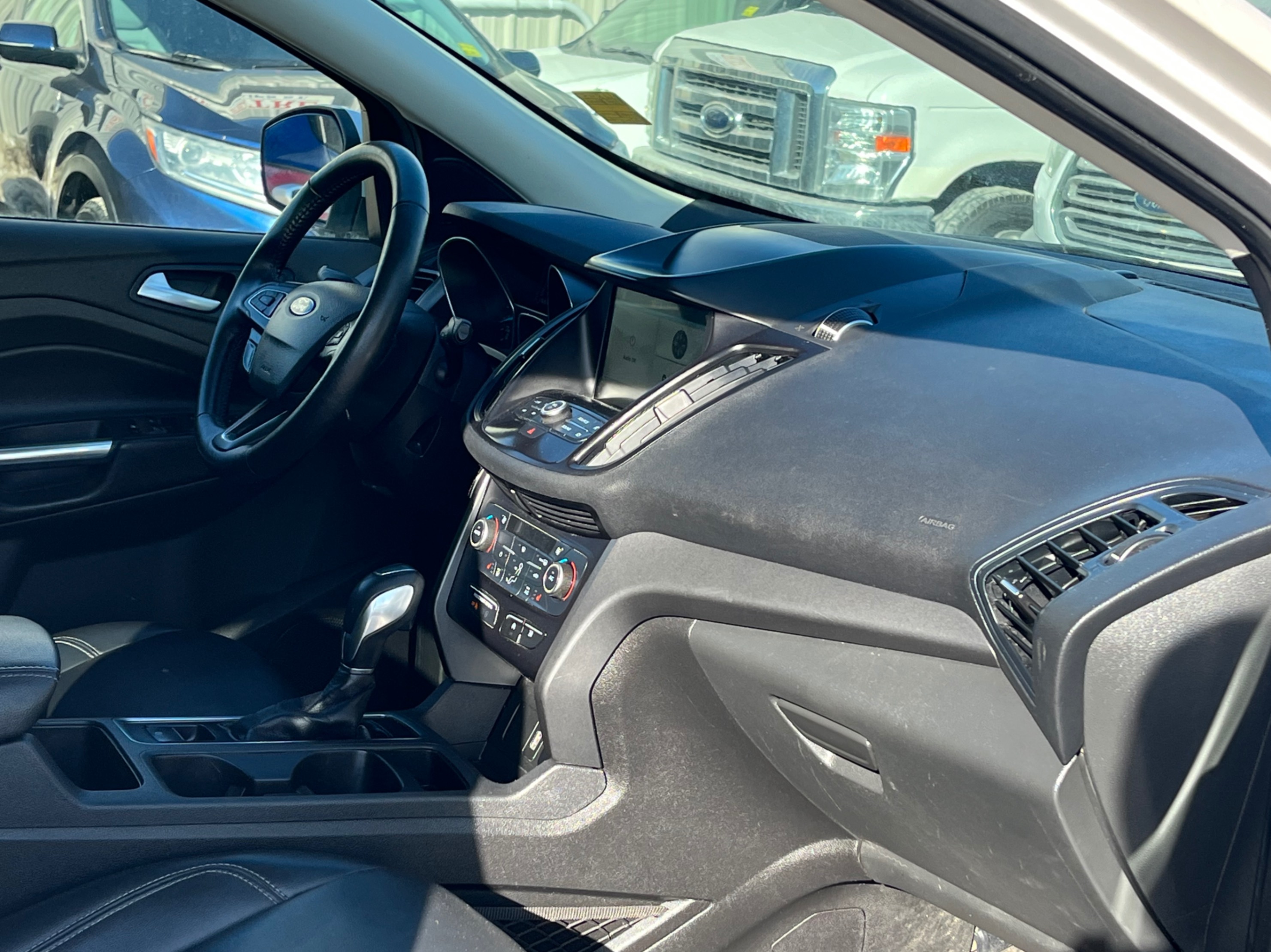 /gundhu/2019-Ford-Escape-901361756720477.jpg