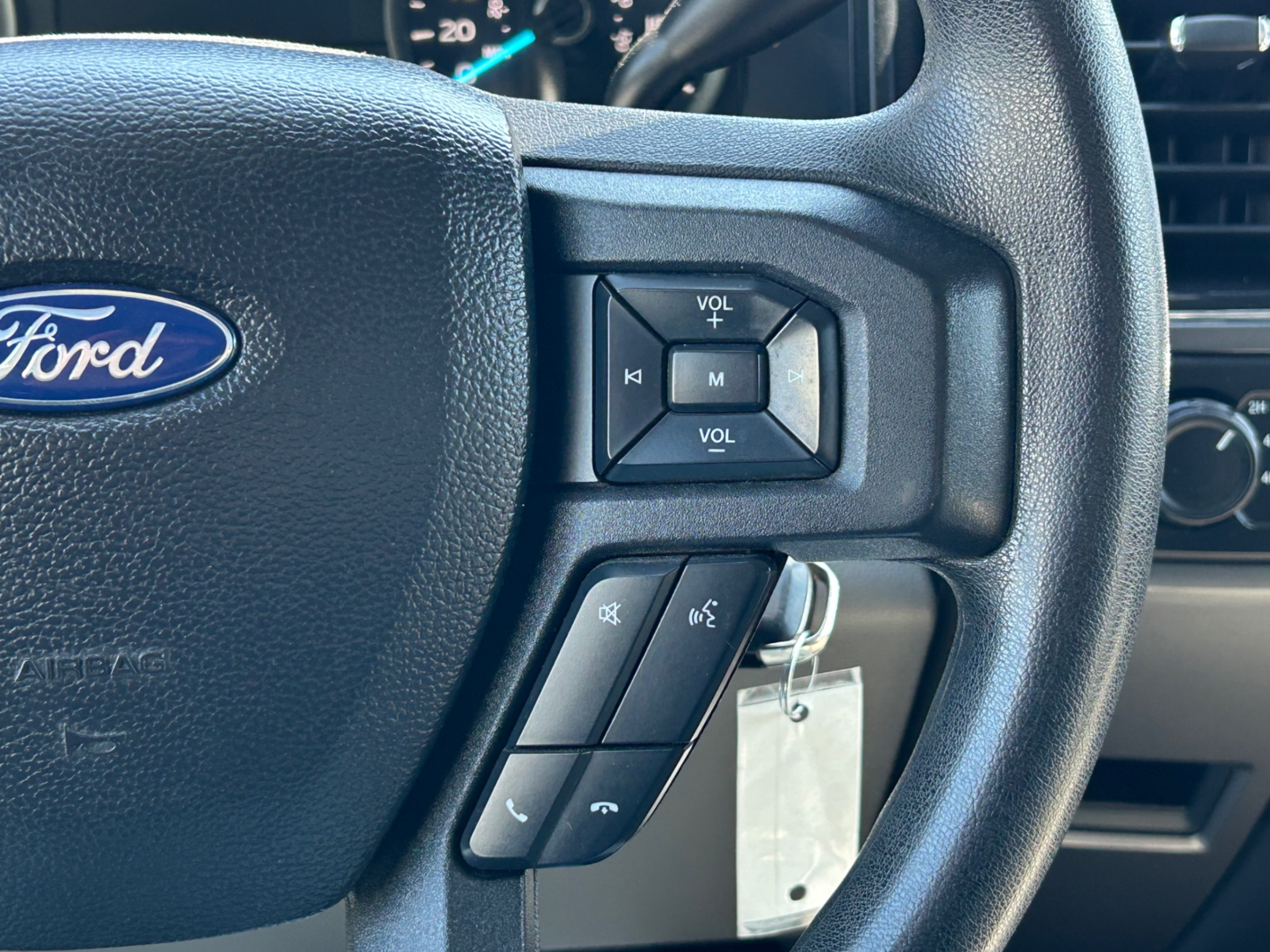 /gundhu/2019-Ford-F-150-18702981679195907.jpg