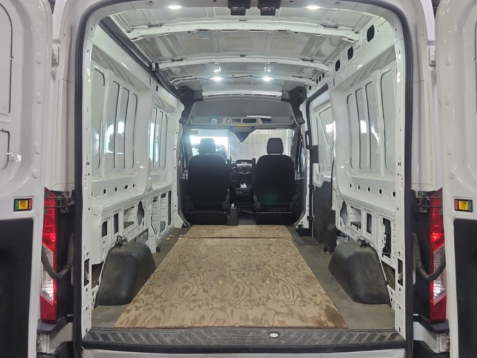/gundhu/2019-Ford-Transit-8041721901205754.jpg