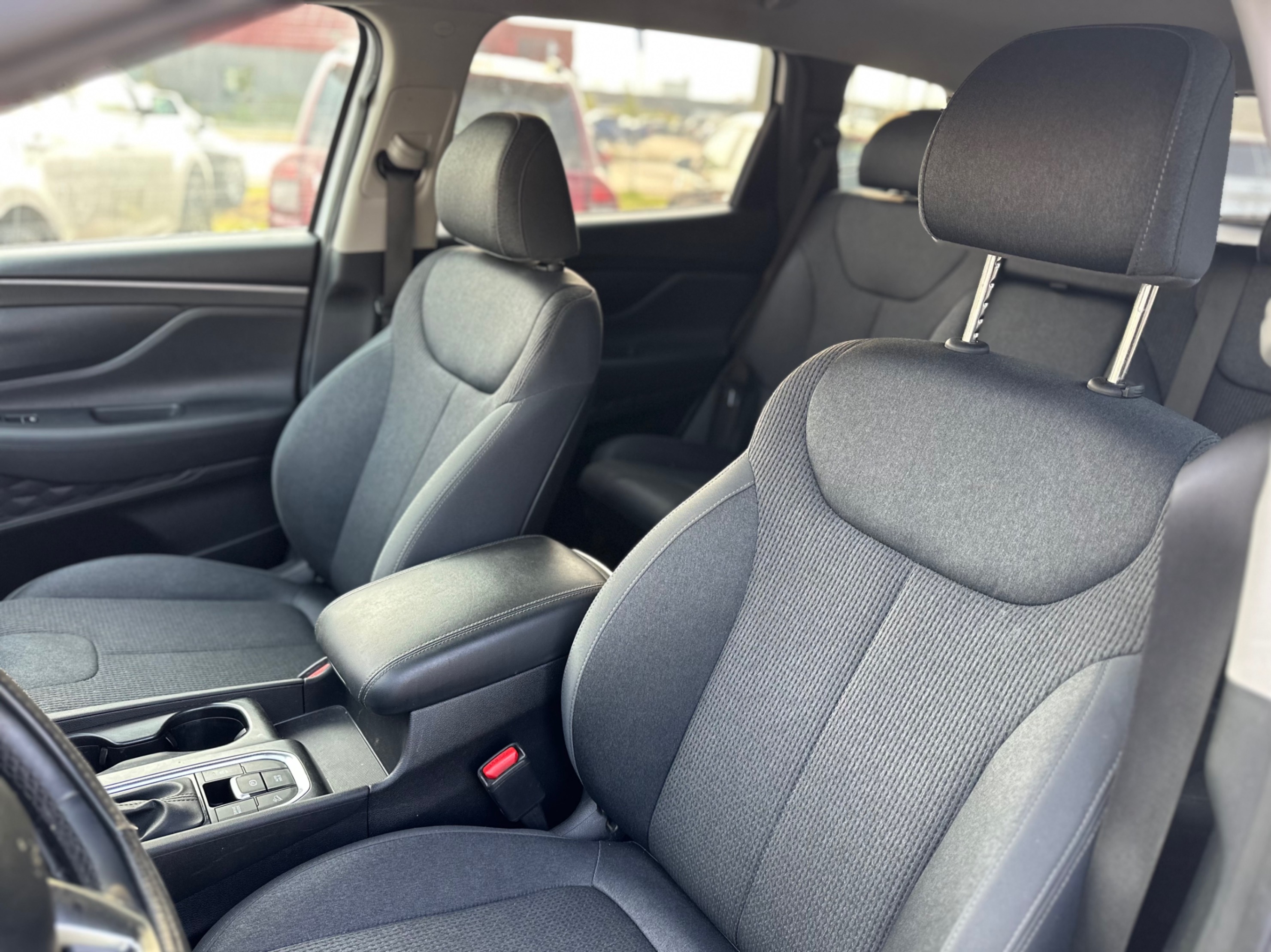 /gundhu/2019-Hyundai-SantaFe-48520798493430695.jpg