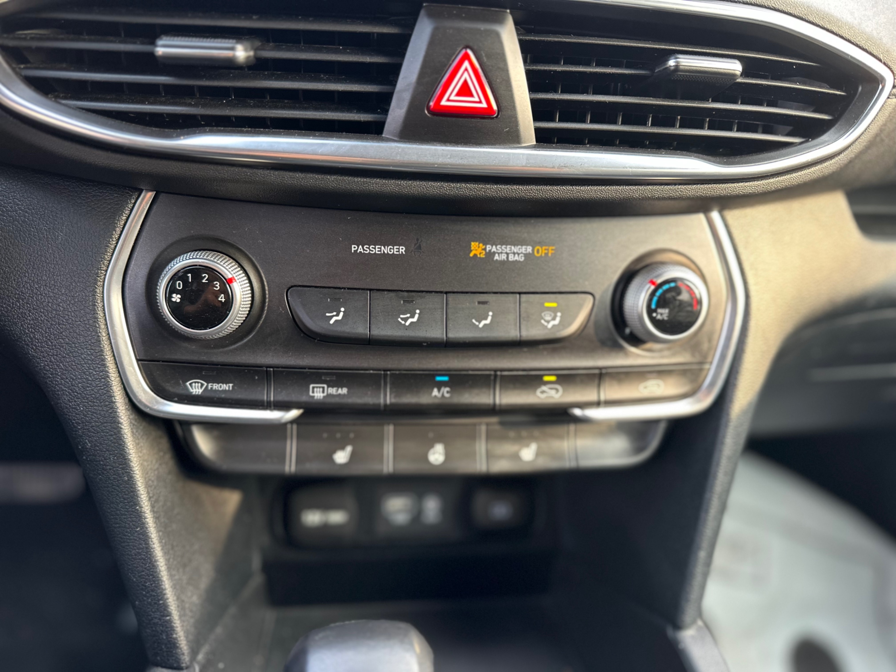 /gundhu/2019-Hyundai-SantaFe-6309610931515603.jpg