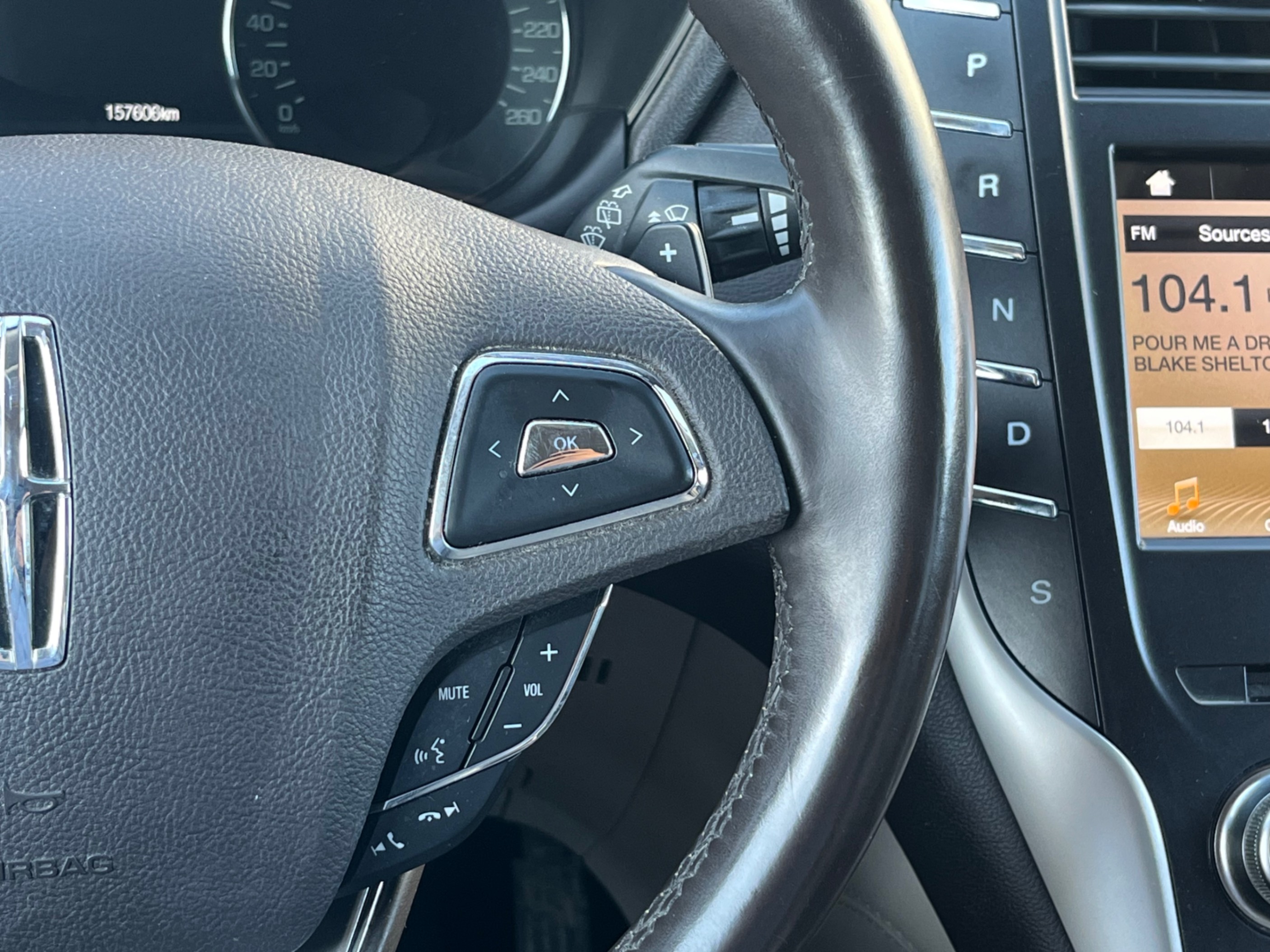 /gundhu/2019-Lincoln-MKC-49601773881015476.jpg