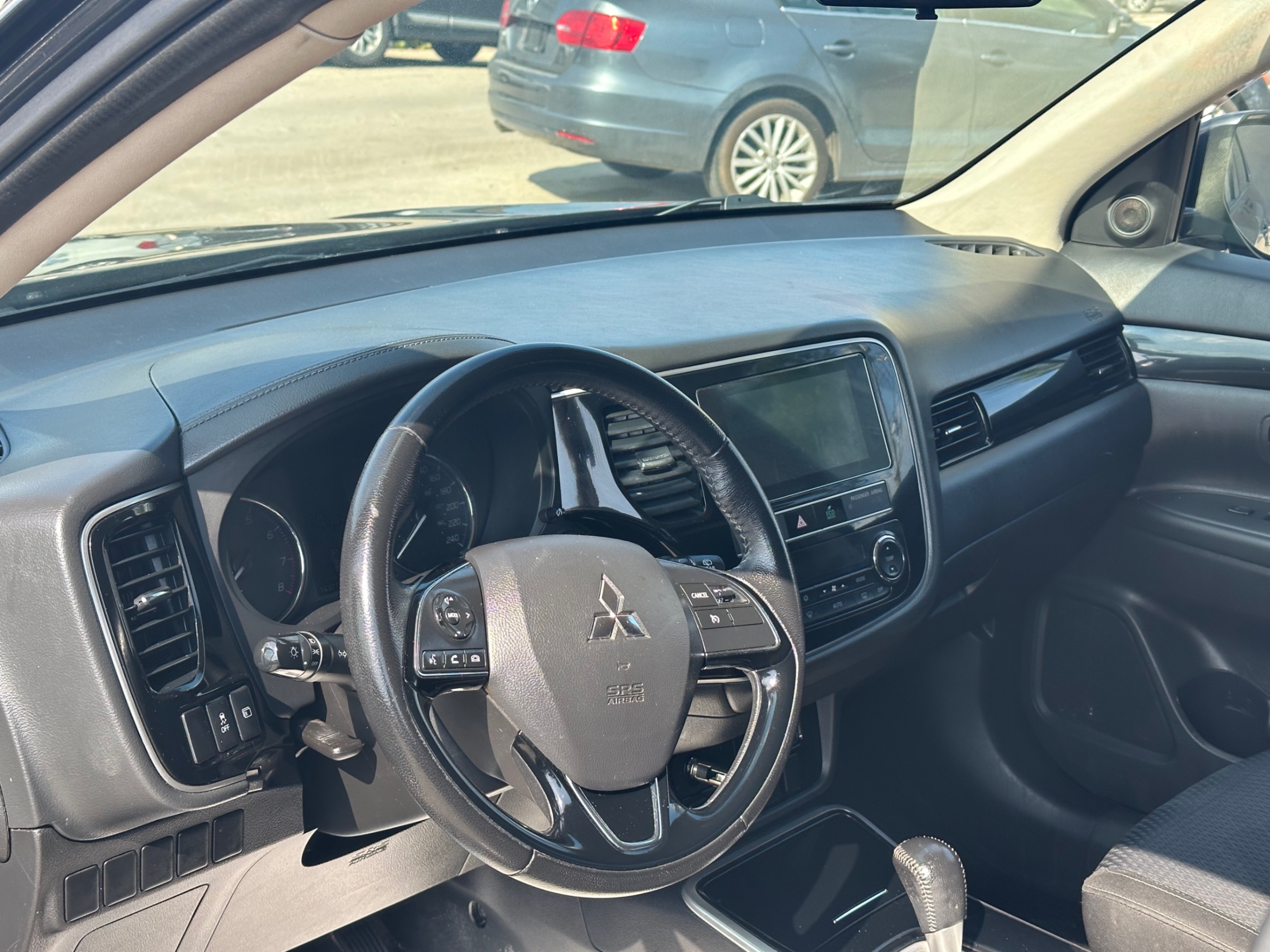 /gundhu/2019-Mitsubishi-Outlander-821702333391819.jpg