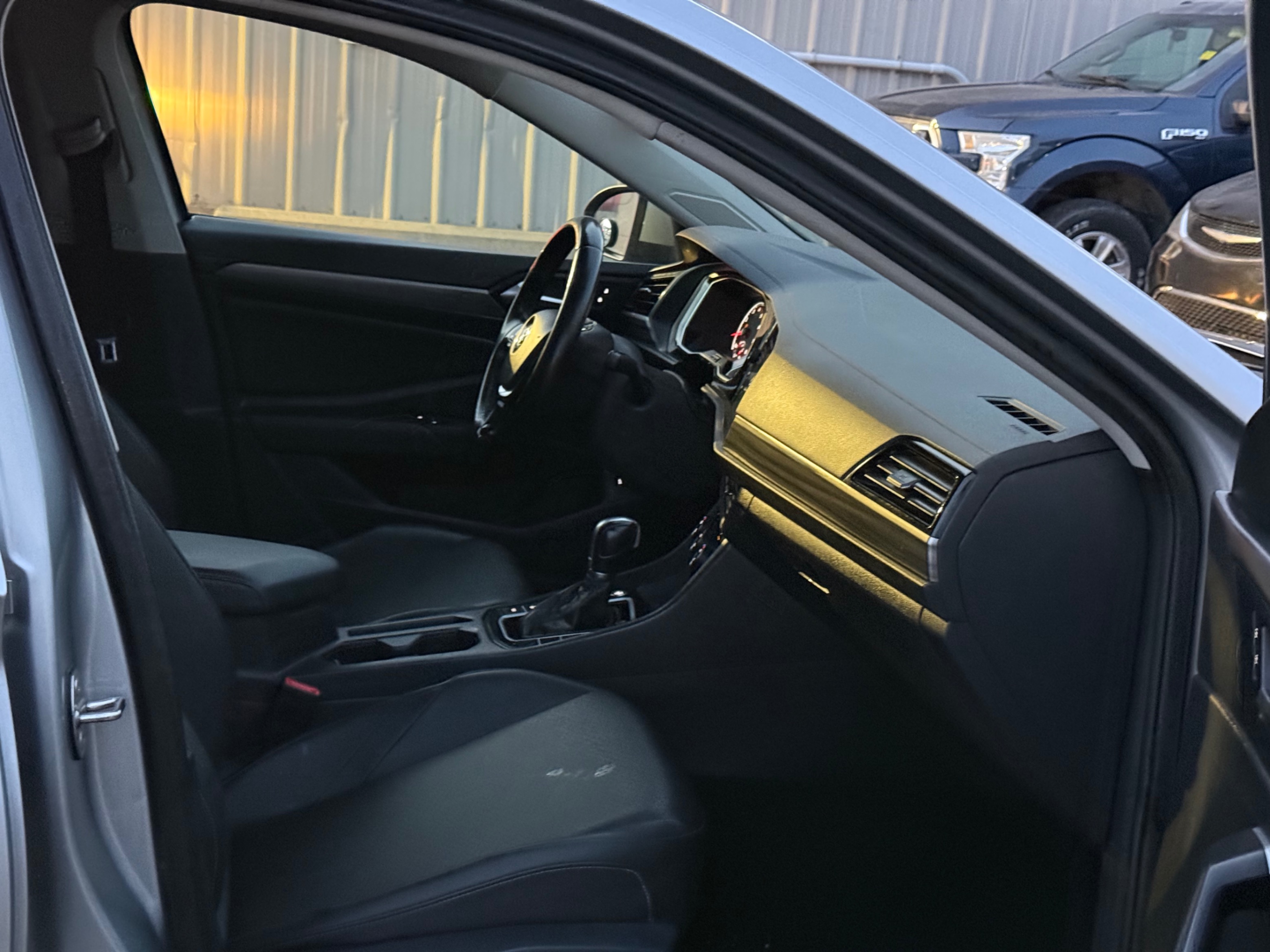 /gundhu/2019-Volkswagen-Jetta-20277490644172258.jpg