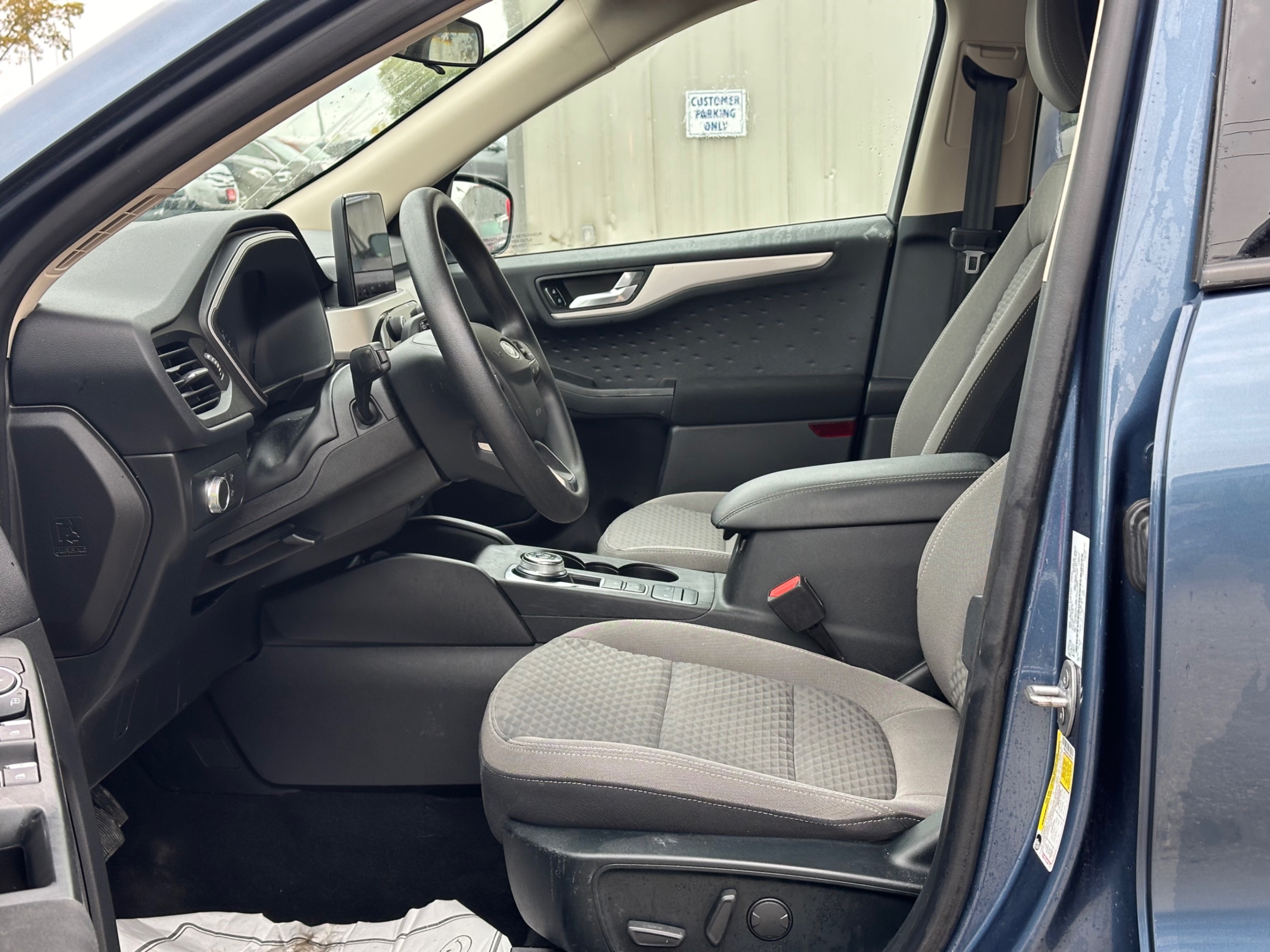 /gundhu/2020-Ford-Escape-706462943566935.jpg