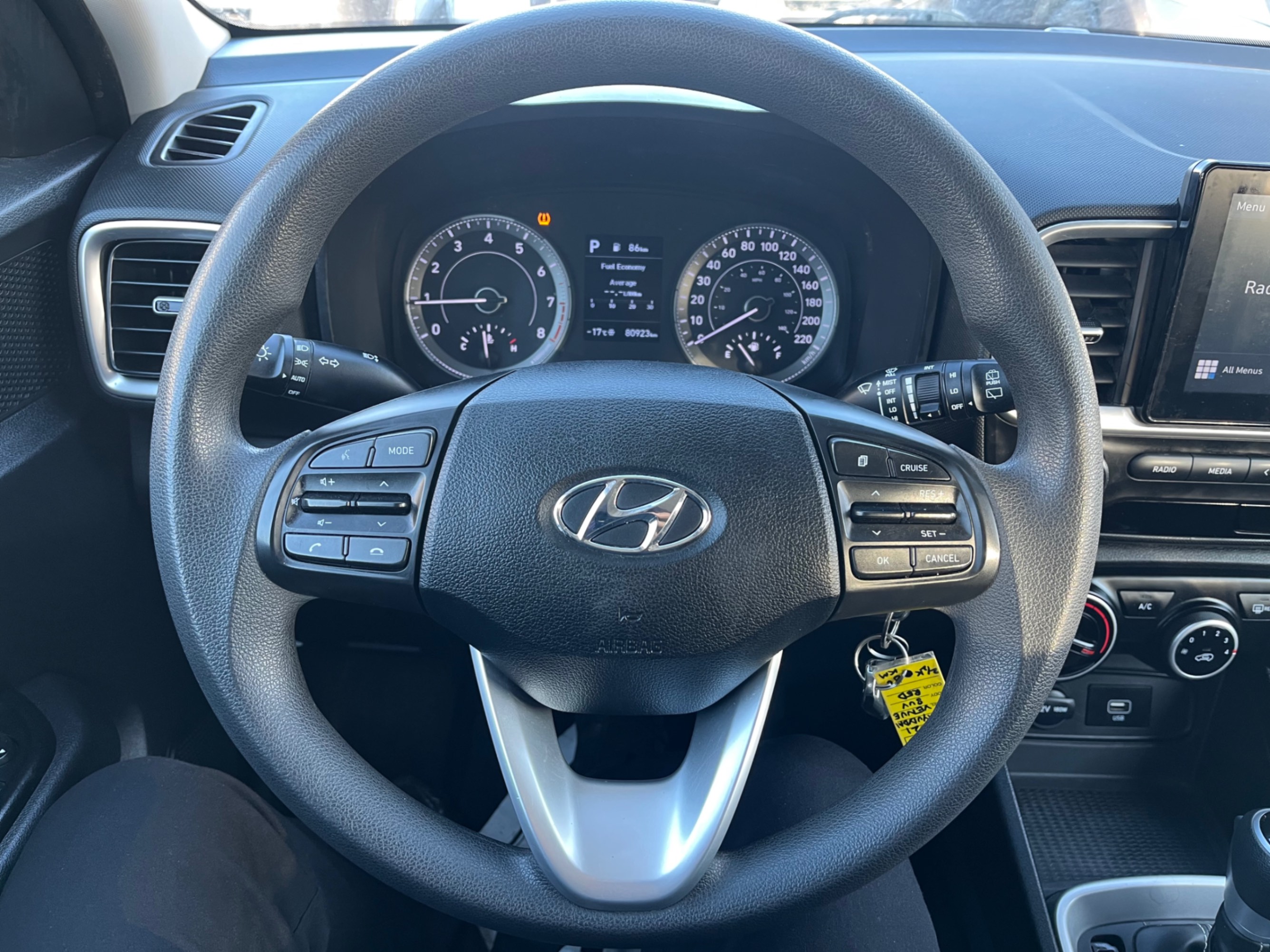 /gundhu/2021-Hyundai-Venue-11385445139213468.jpg