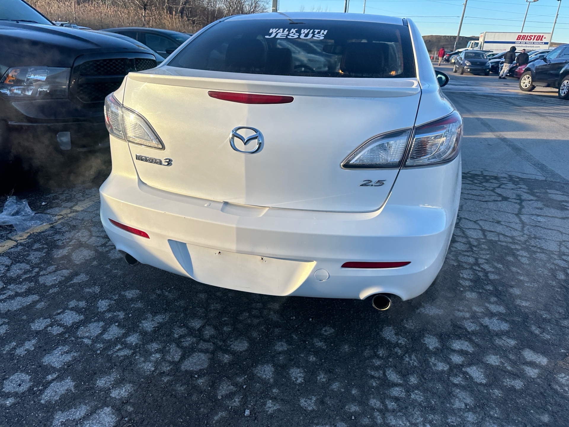 /hakimautosale/2010-Mazda-Mazda3-7736218975783791.jpg