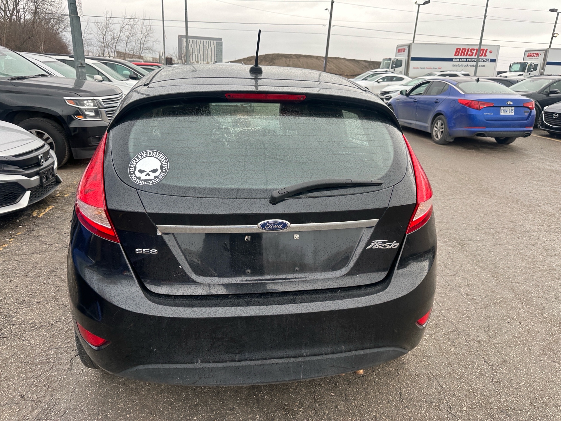 /hakimautosale/2012-Ford-Fiesta-05828341423058969.jpg