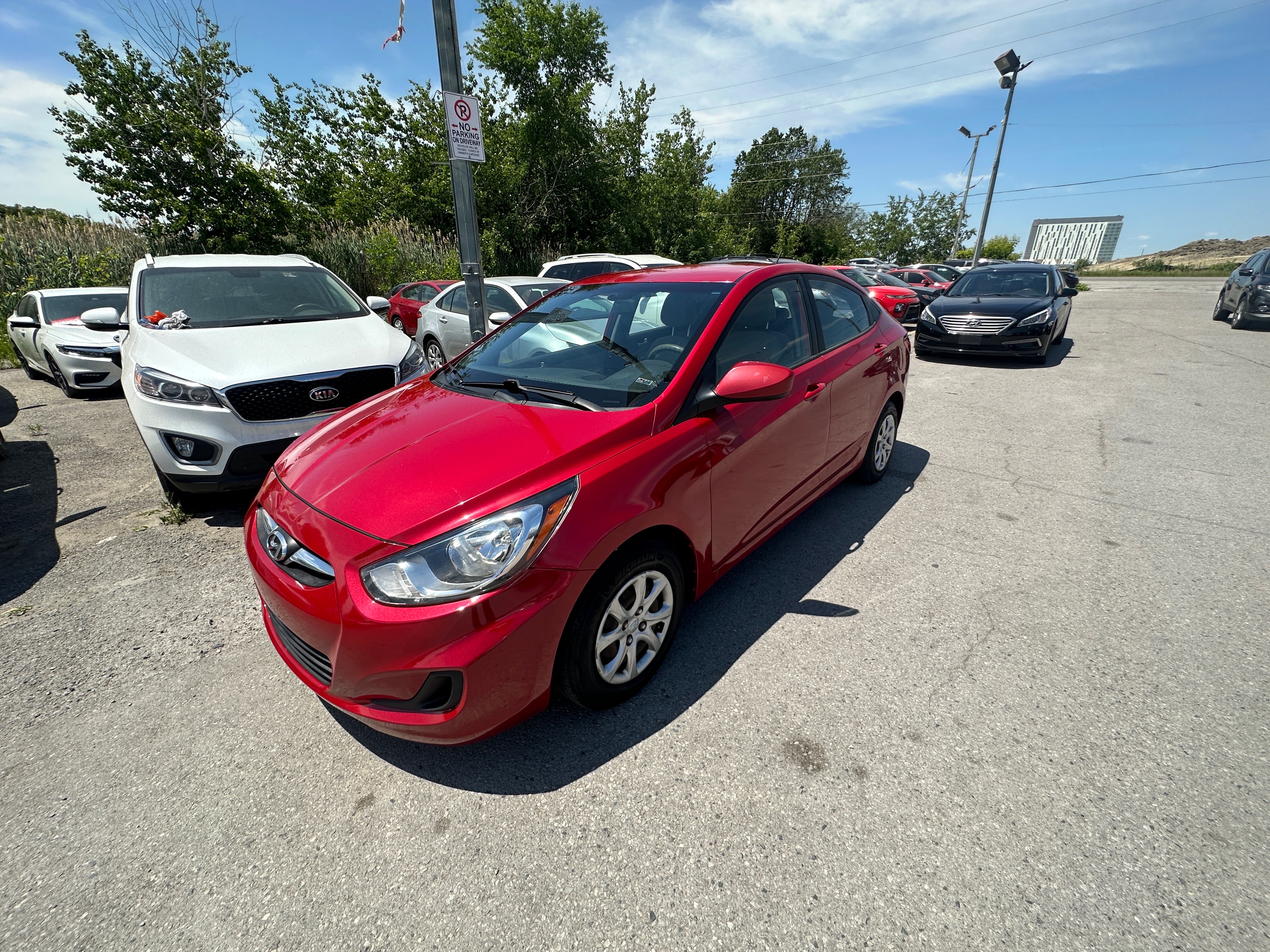/hakimautosale/2012-Hyundai-Accent-6428109892764617.jpg