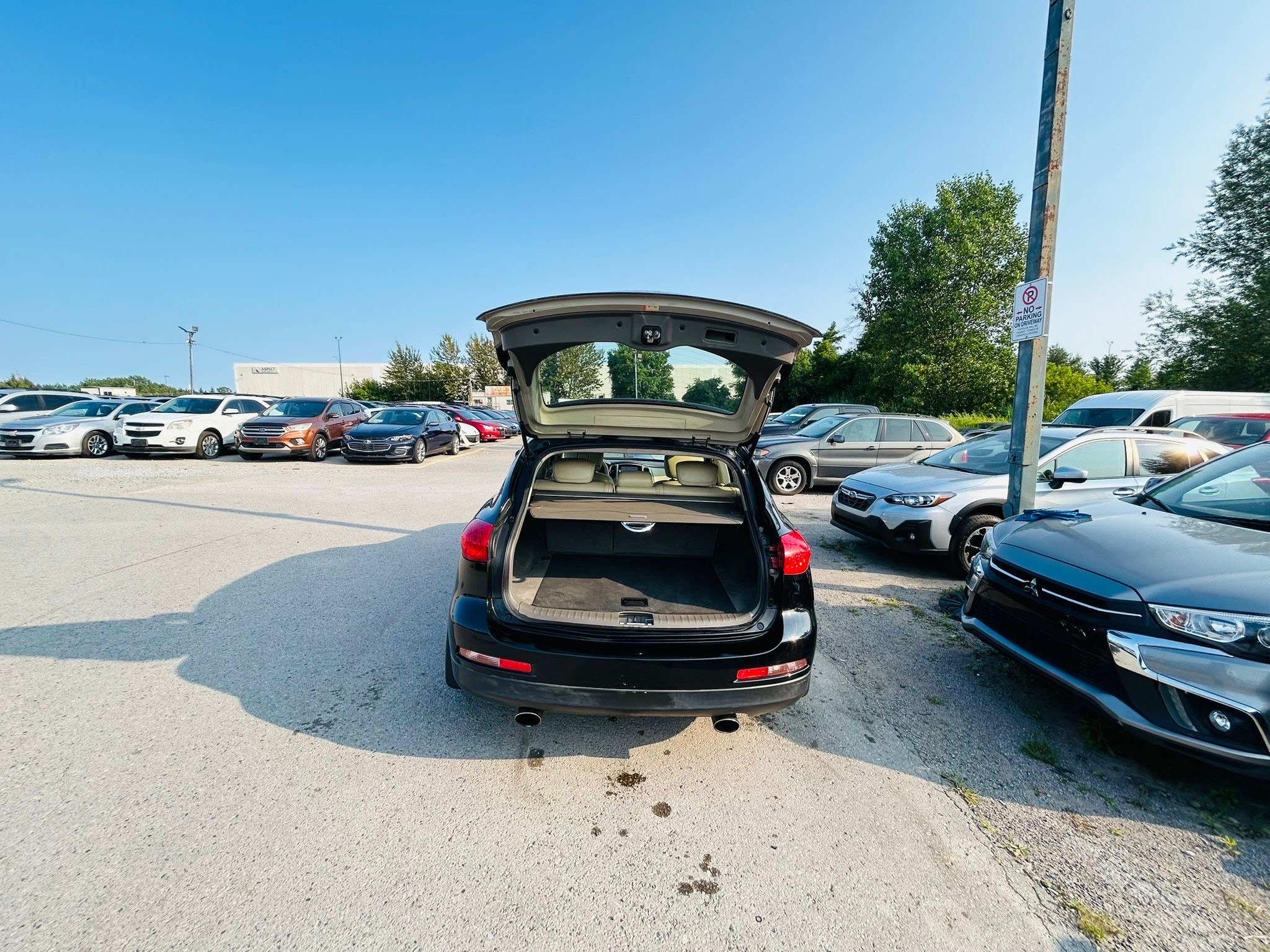 /hakimautosale/2012-INFINITI-EX35-4135459051333936.jpg