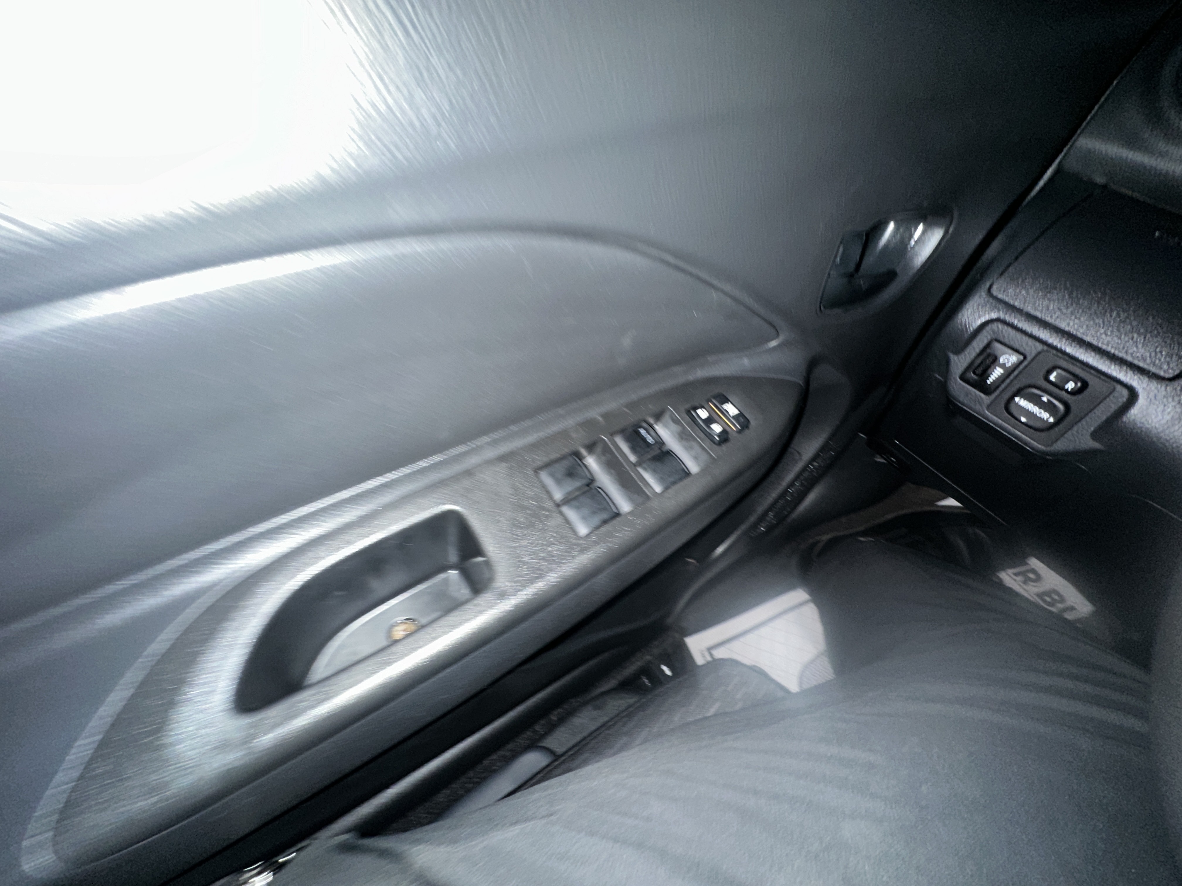 /hakimautosale/2012-Toyota-Yaris-3481613597364326.jpg