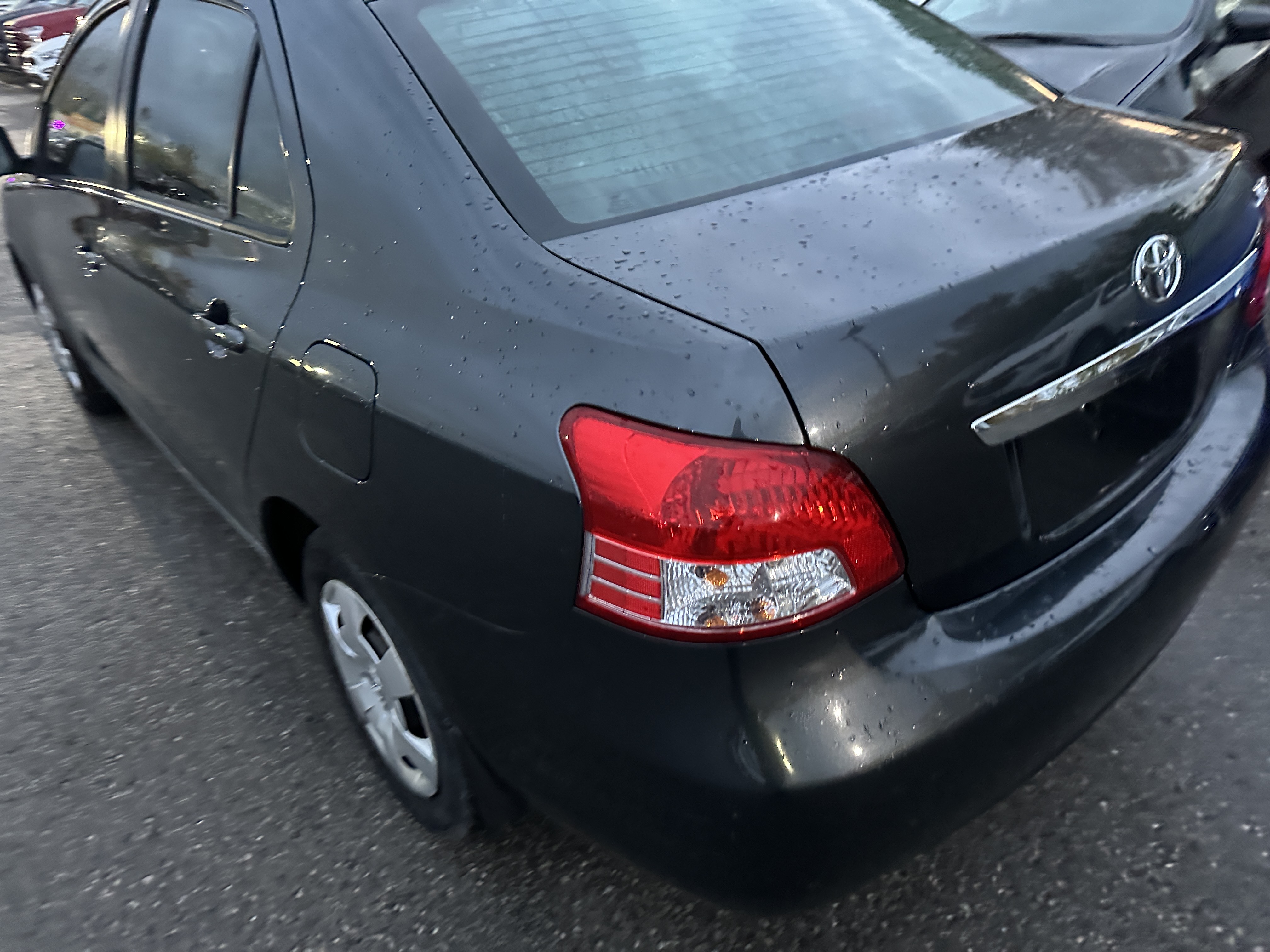 /hakimautosale/2012-Toyota-Yaris-49122974974136935.jpg