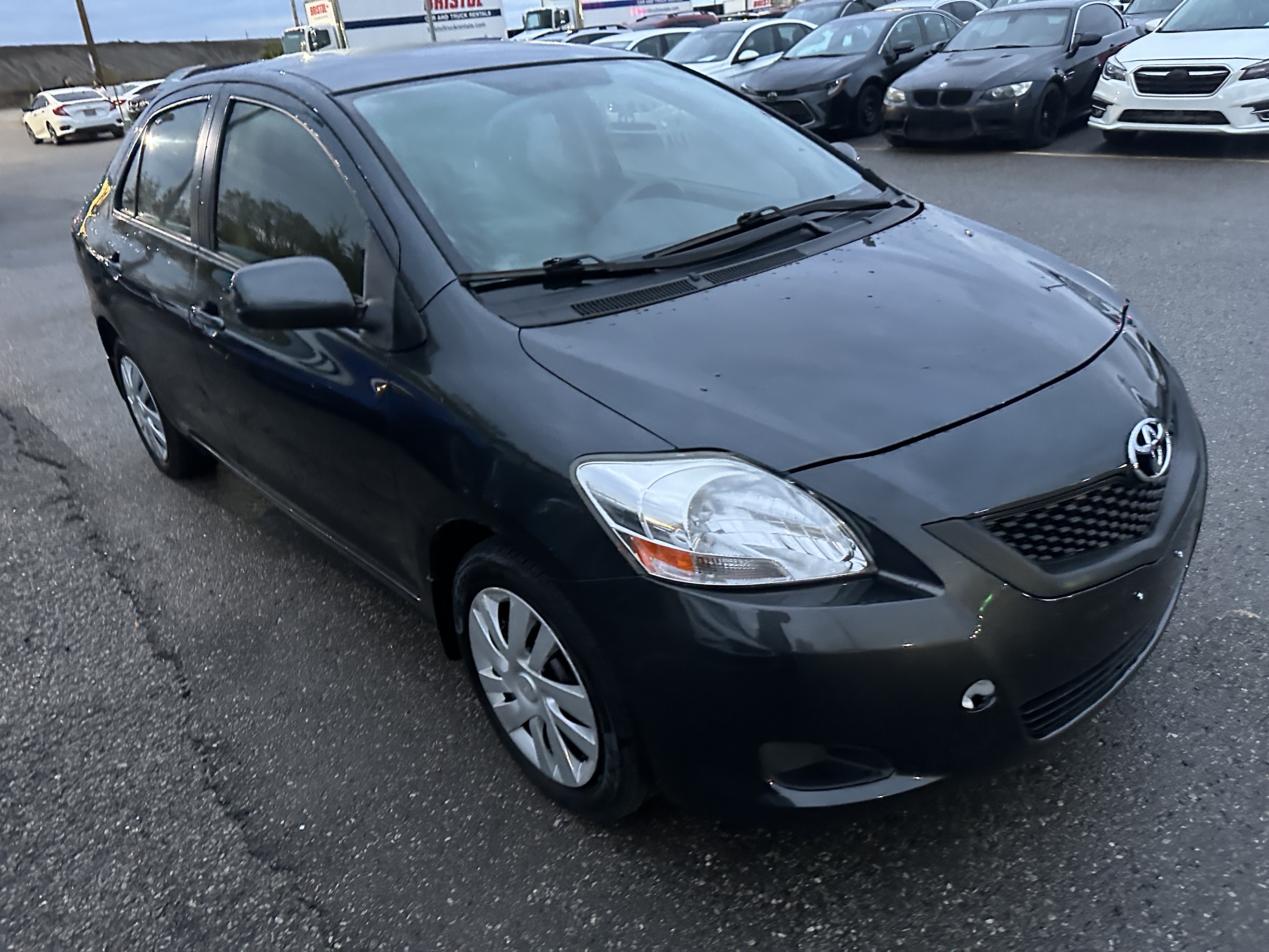 /hakimautosale/2012-Toyota-Yaris-9651635015497904.jpg