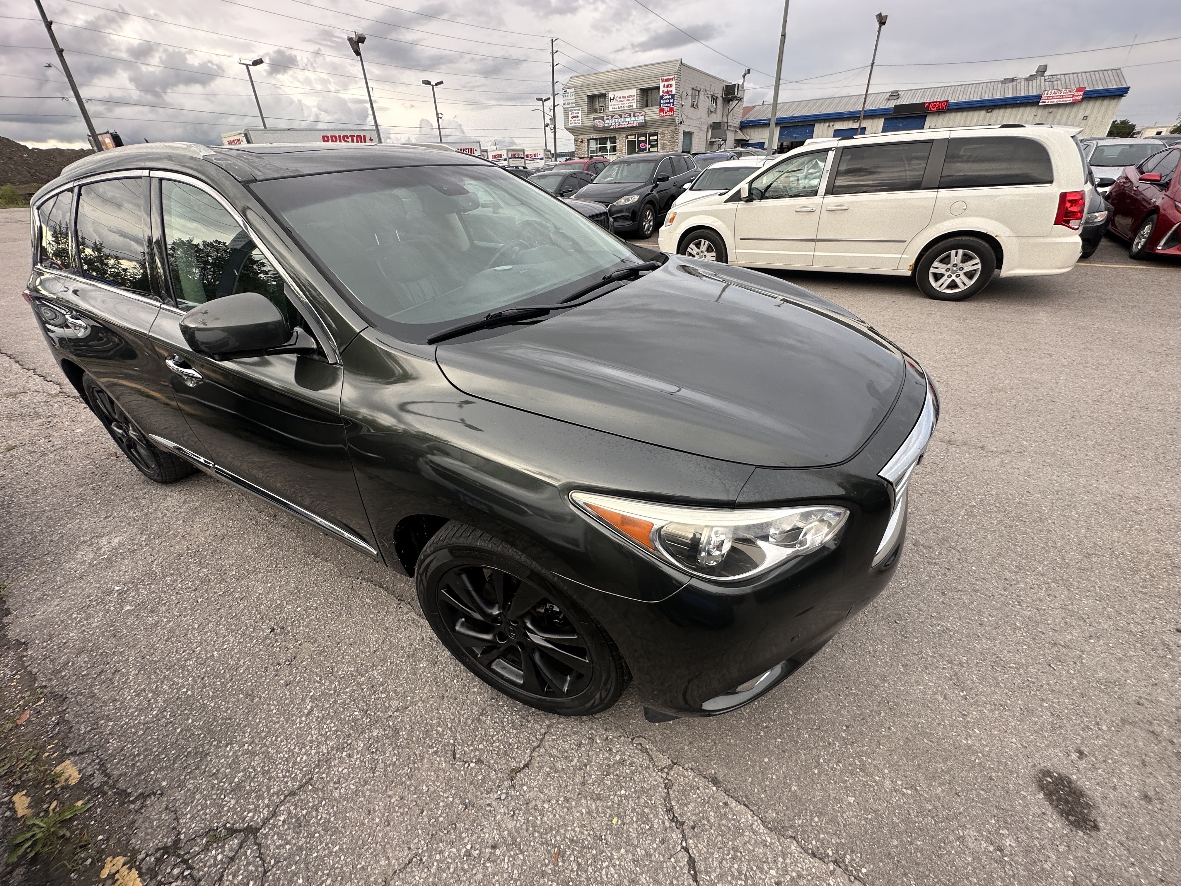 /hakimautosale/2013-INFINITI-JX35-1419811331477614.jpg