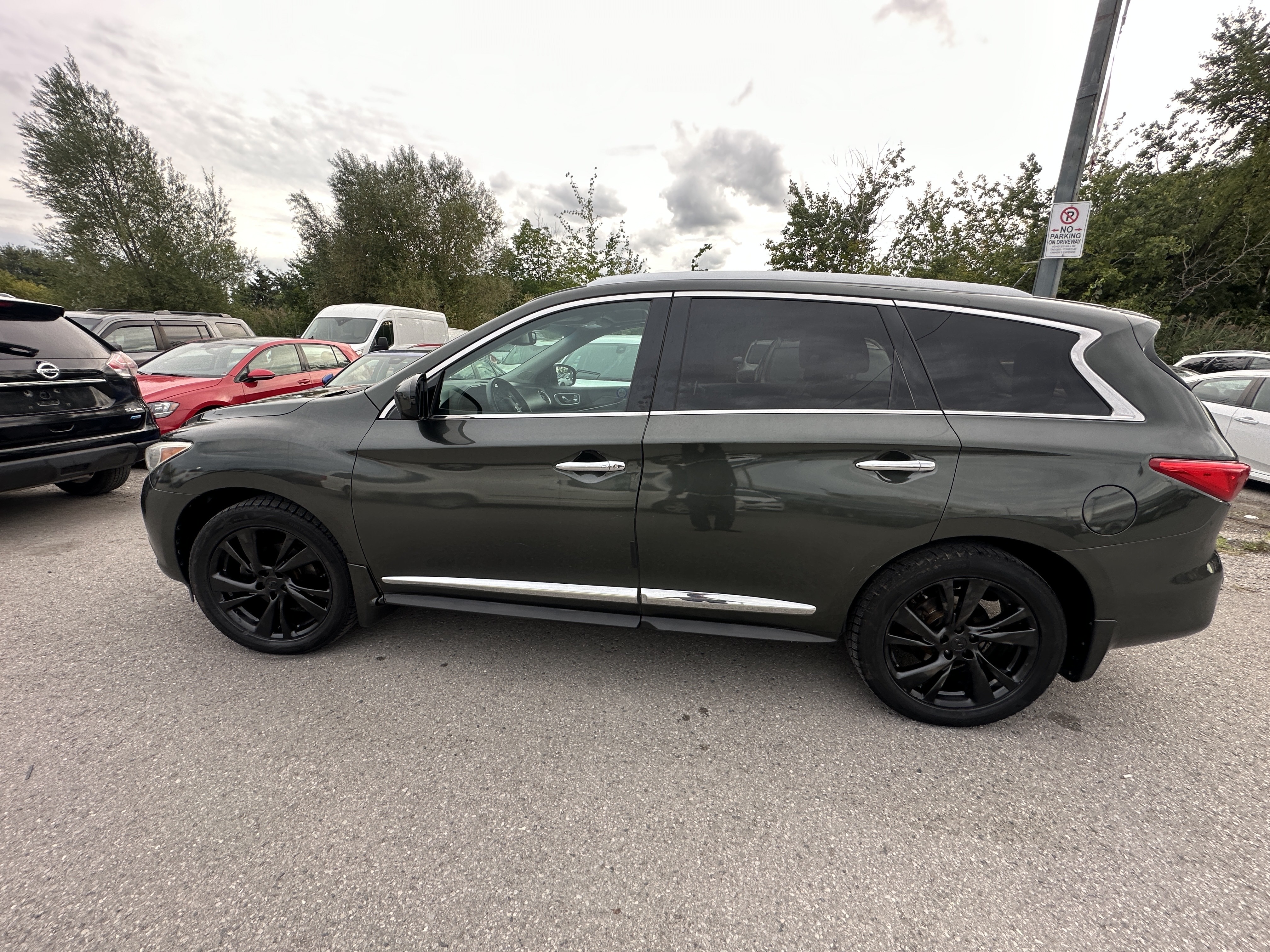 /hakimautosale/2013-INFINITI-JX35-7341289497006036.jpg