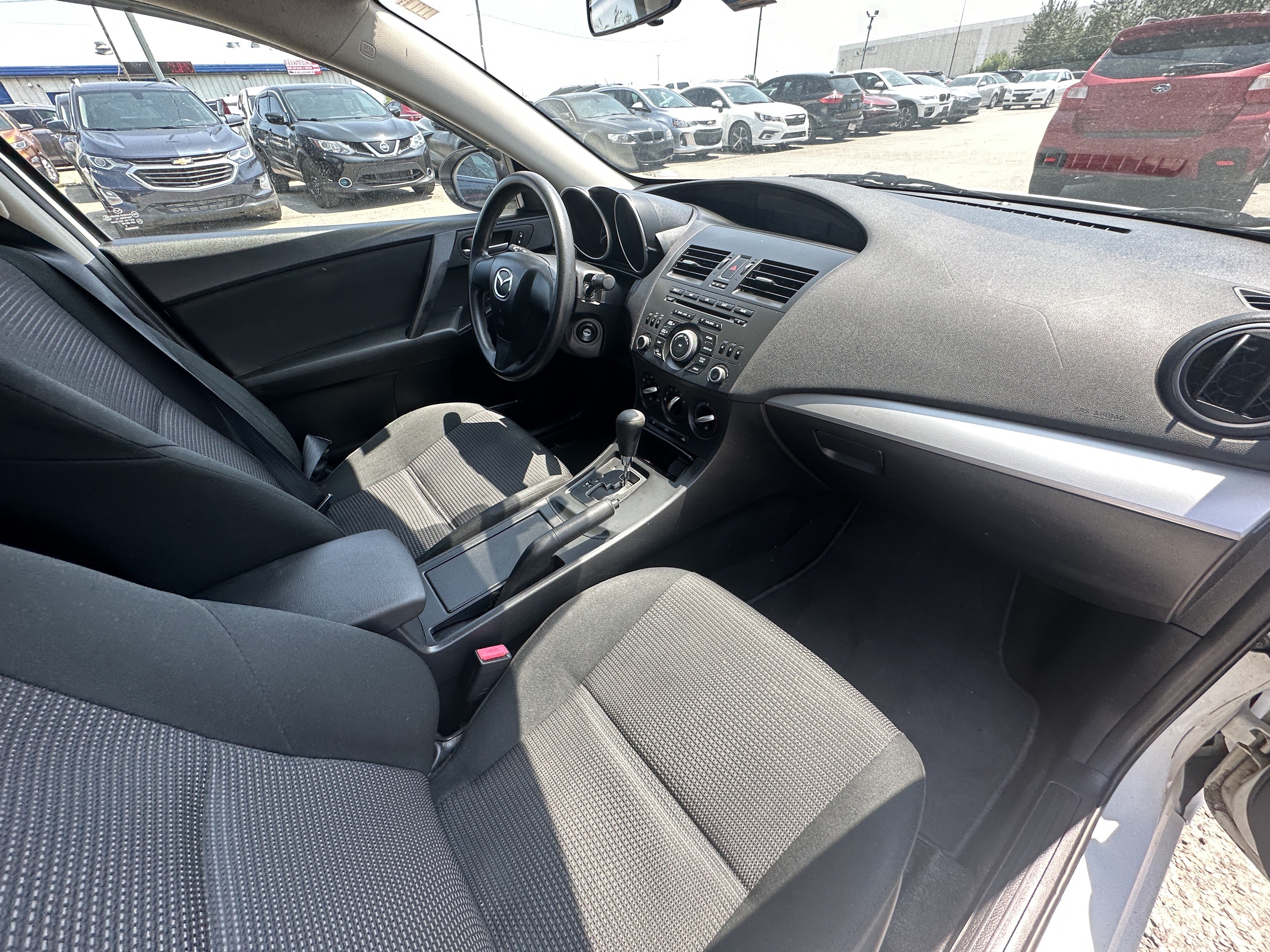 /hakimautosale/2013-Mazda-Mazda3-07793890656362912.jpg