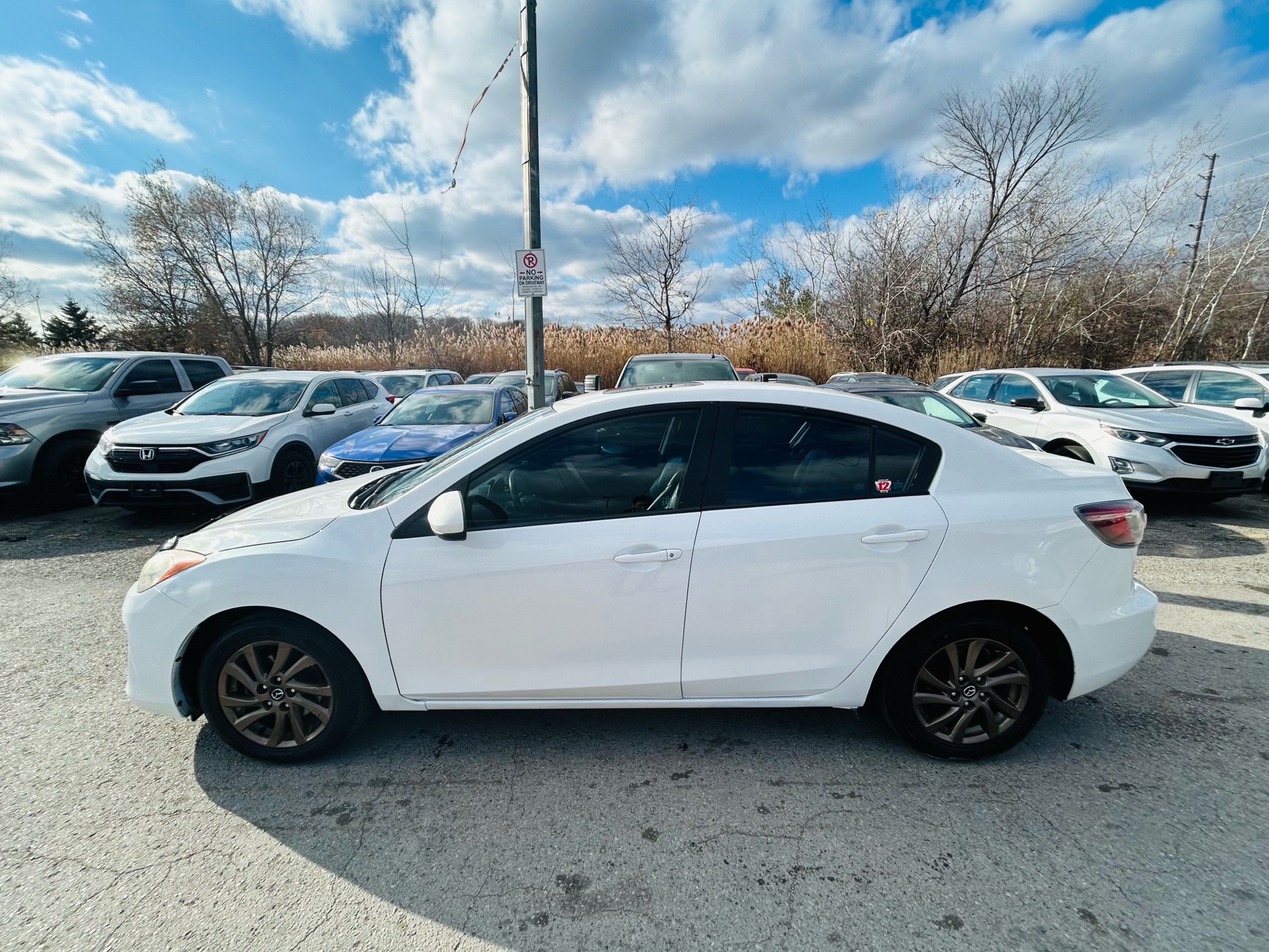 /hakimautosale/2013-Mazda-Mazda3-21588621877591363.jpg