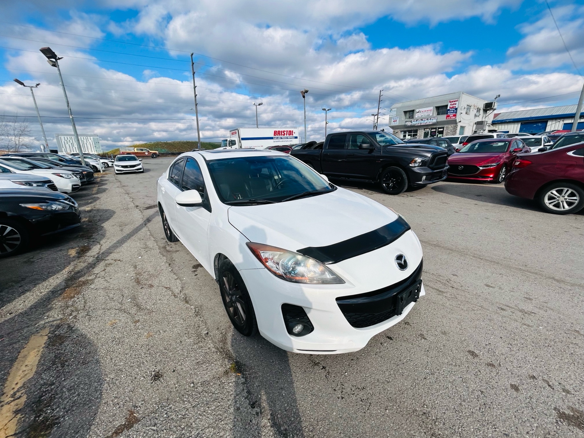 /hakimautosale/2013-Mazda-Mazda3-562479523362061.jpg