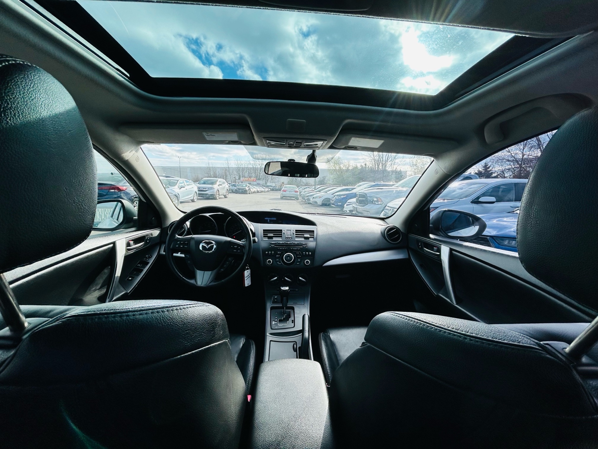 /hakimautosale/2013-Mazda-Mazda3-9648322512741774.jpg