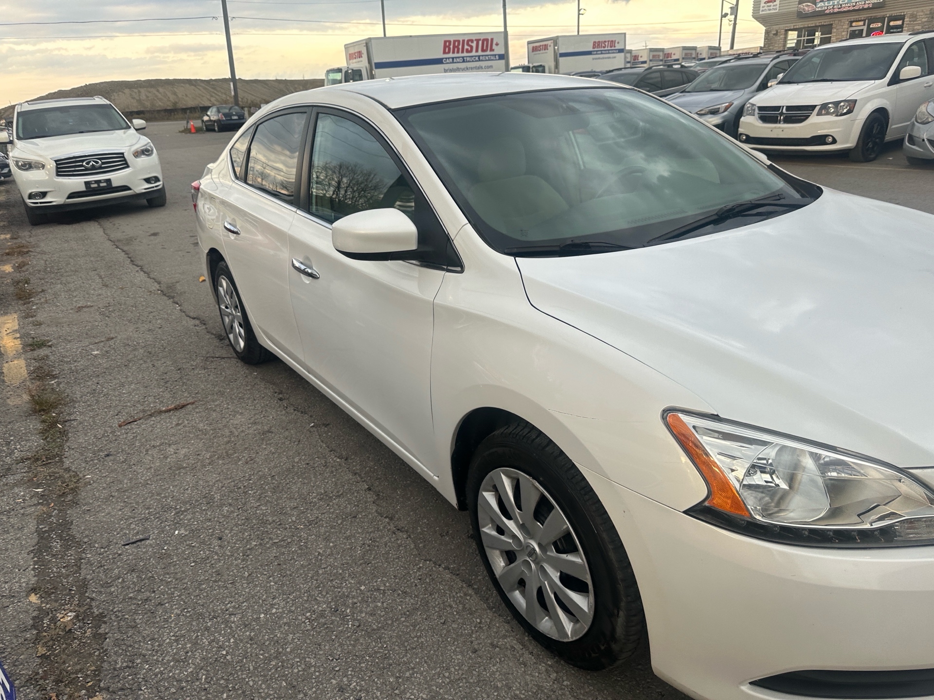 /hakimautosale/2013-Nissan-Sentra-3817291659357198.jpg