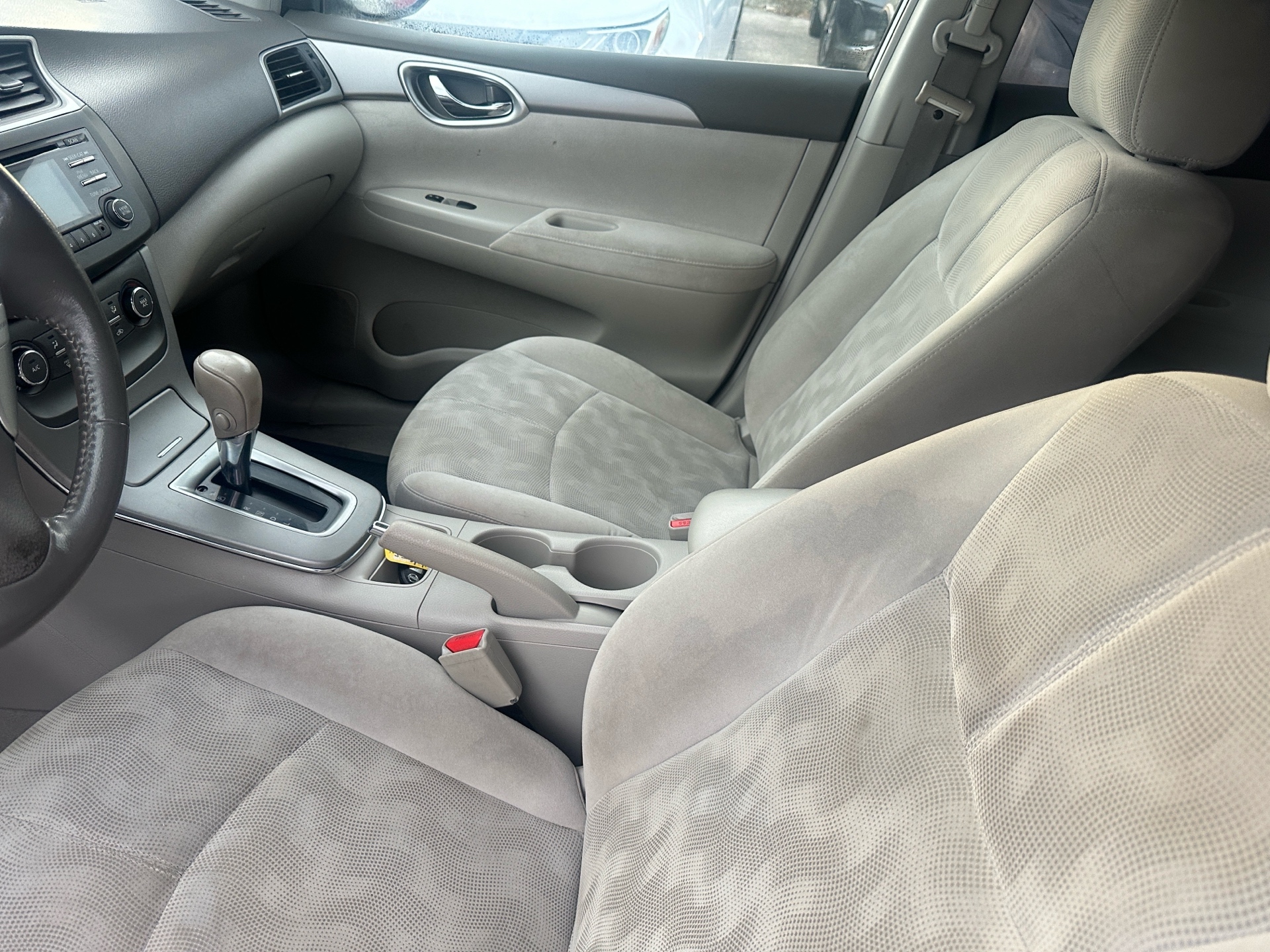 /hakimautosale/2013-Nissan-Sentra-7765165953276025.jpg