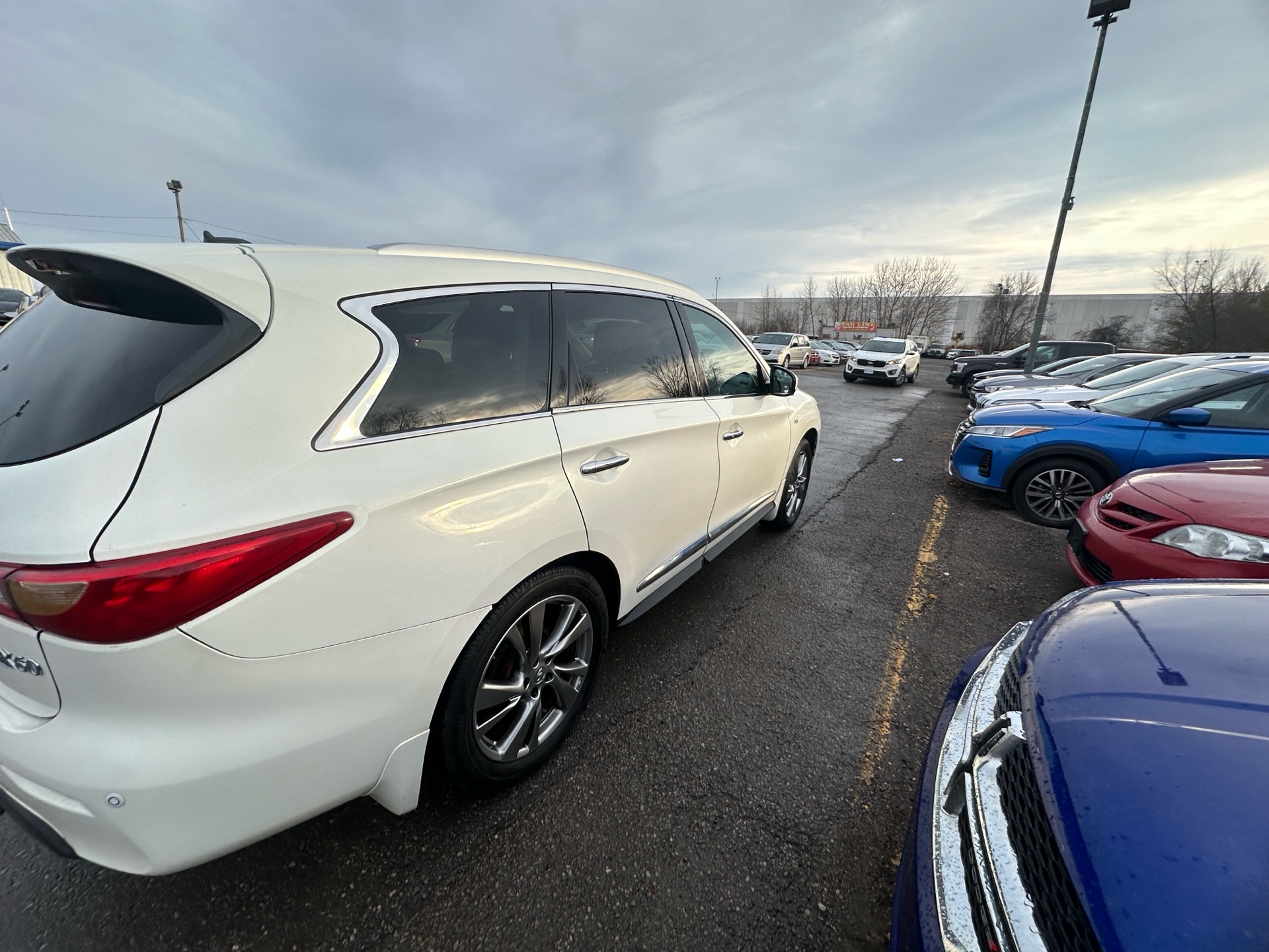 /hakimautosale/2014-INFINITI-QX60-1534676312831813.jpg