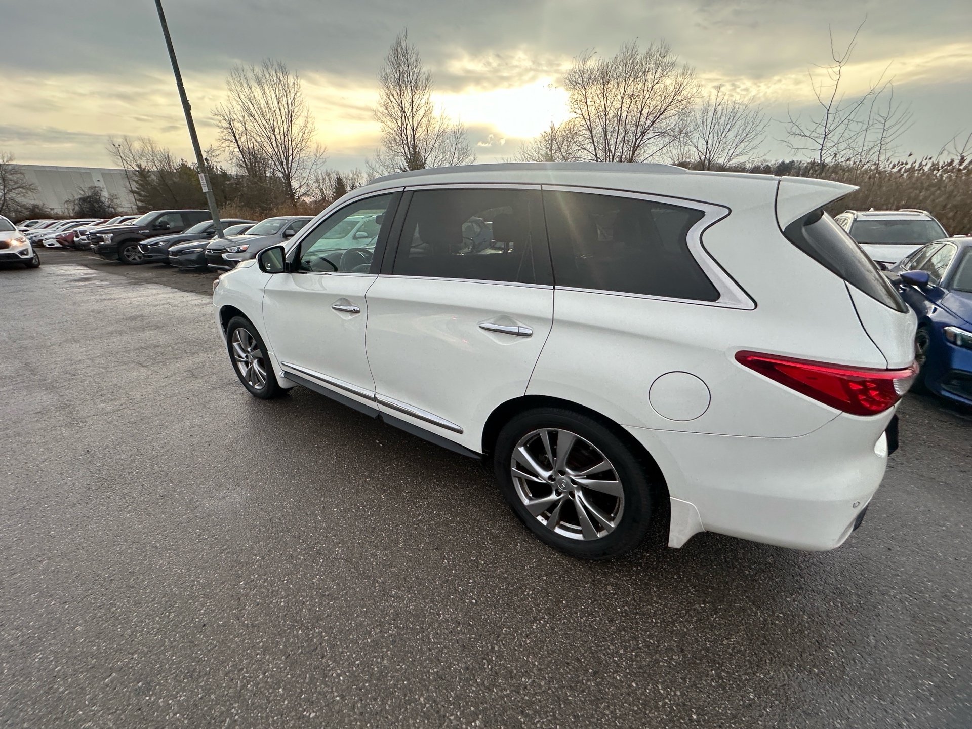 /hakimautosale/2014-INFINITI-QX60-40374503354013136.jpg