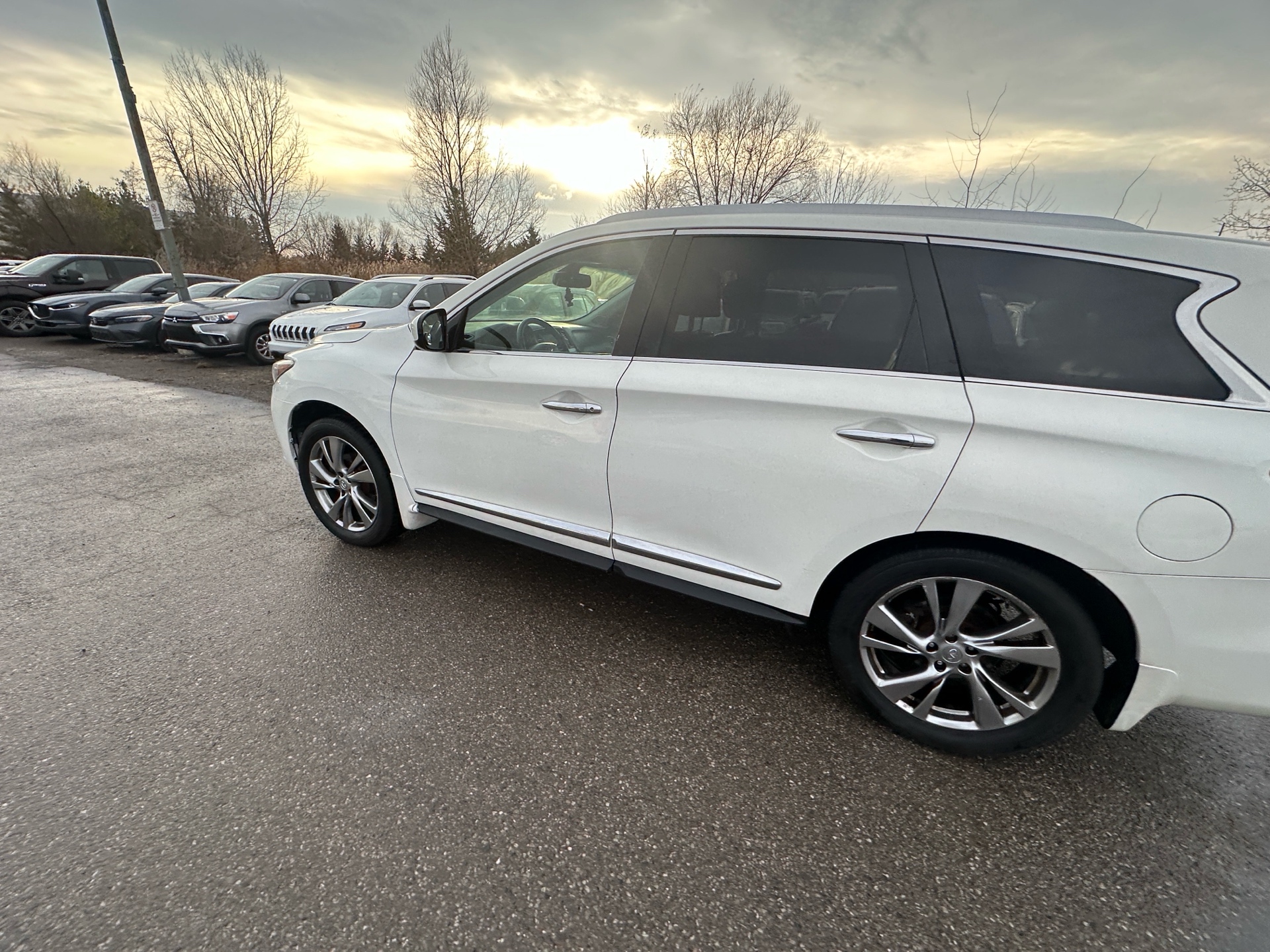 /hakimautosale/2014-INFINITI-QX60-5940172449382568.jpg