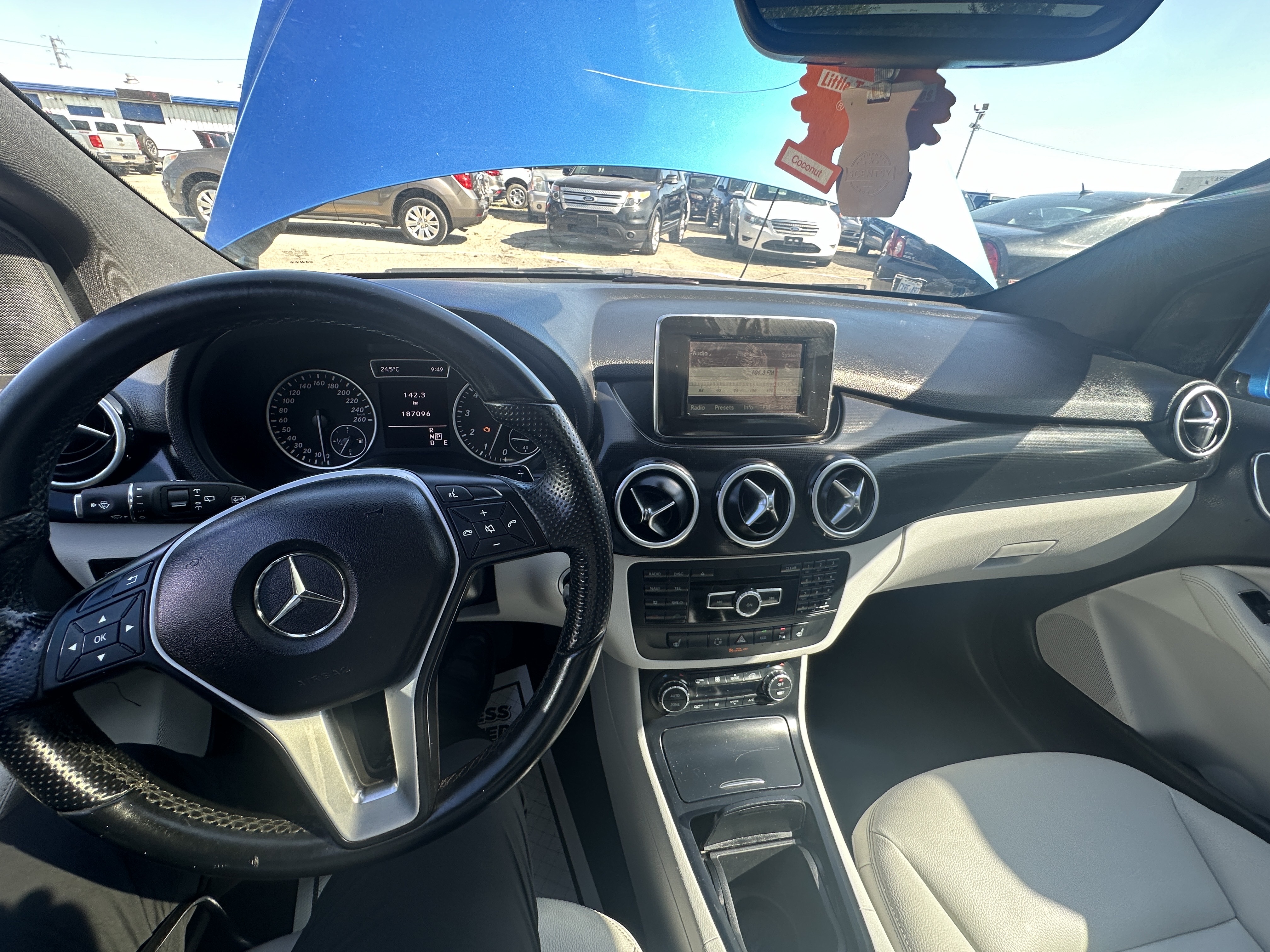/hakimautosale/2014-Mercedes-Benz-B-Class-36517055349740457.jpg